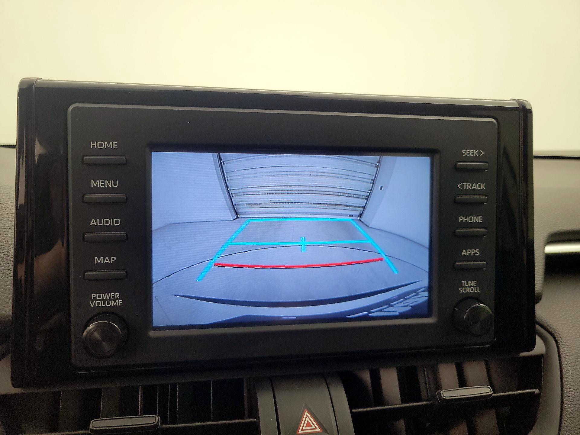 Thumbnail: 2019 Toyota RAV4 - 14