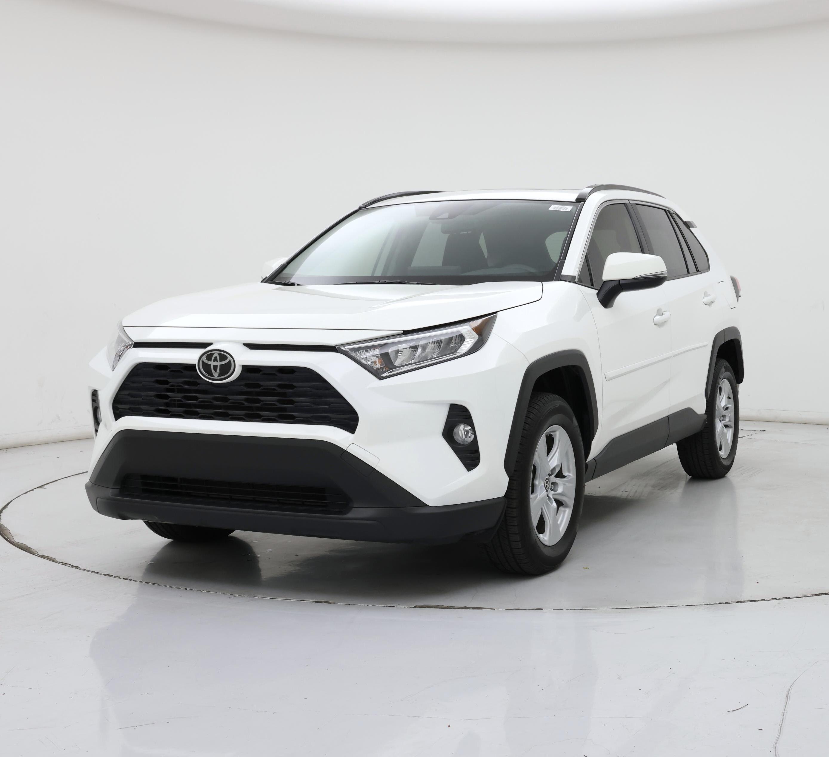 Thumbnail: 2019 Toyota RAV4 - 4