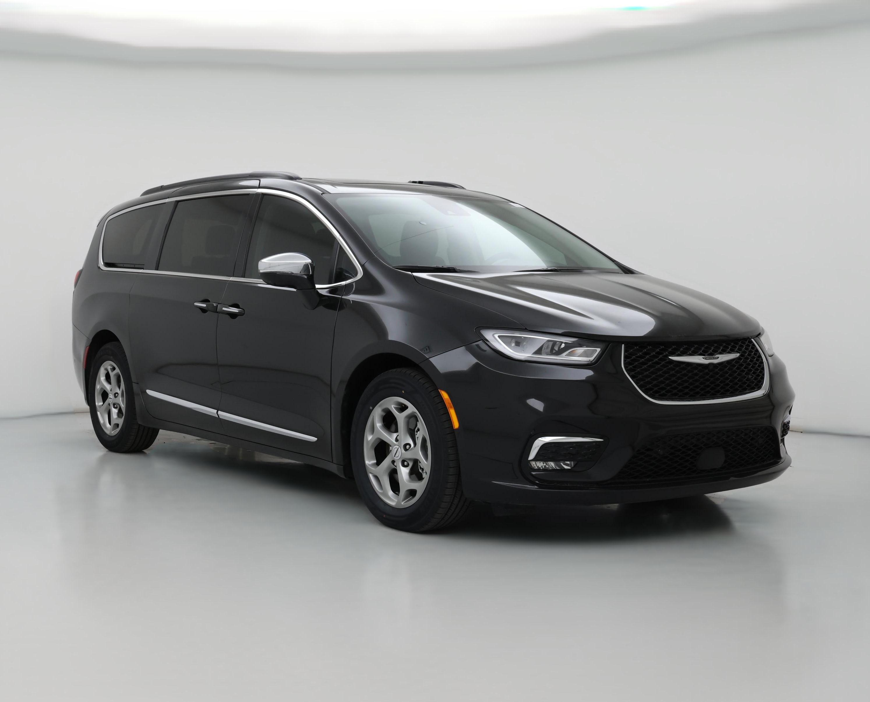 Thumbnail: 2022 Chrysler Pacifica - 1