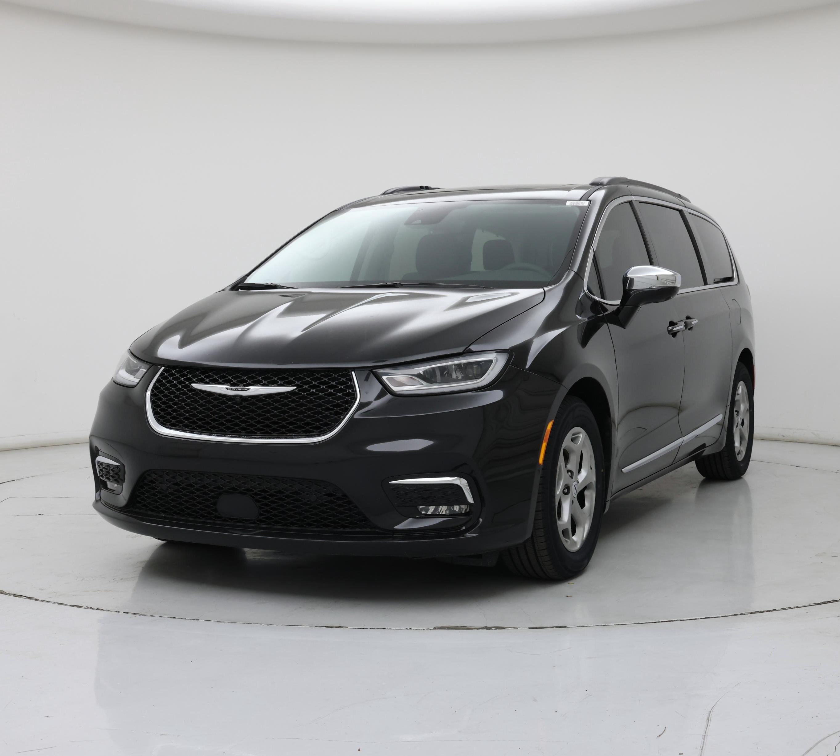 Thumbnail: 2022 Chrysler Pacifica - 4