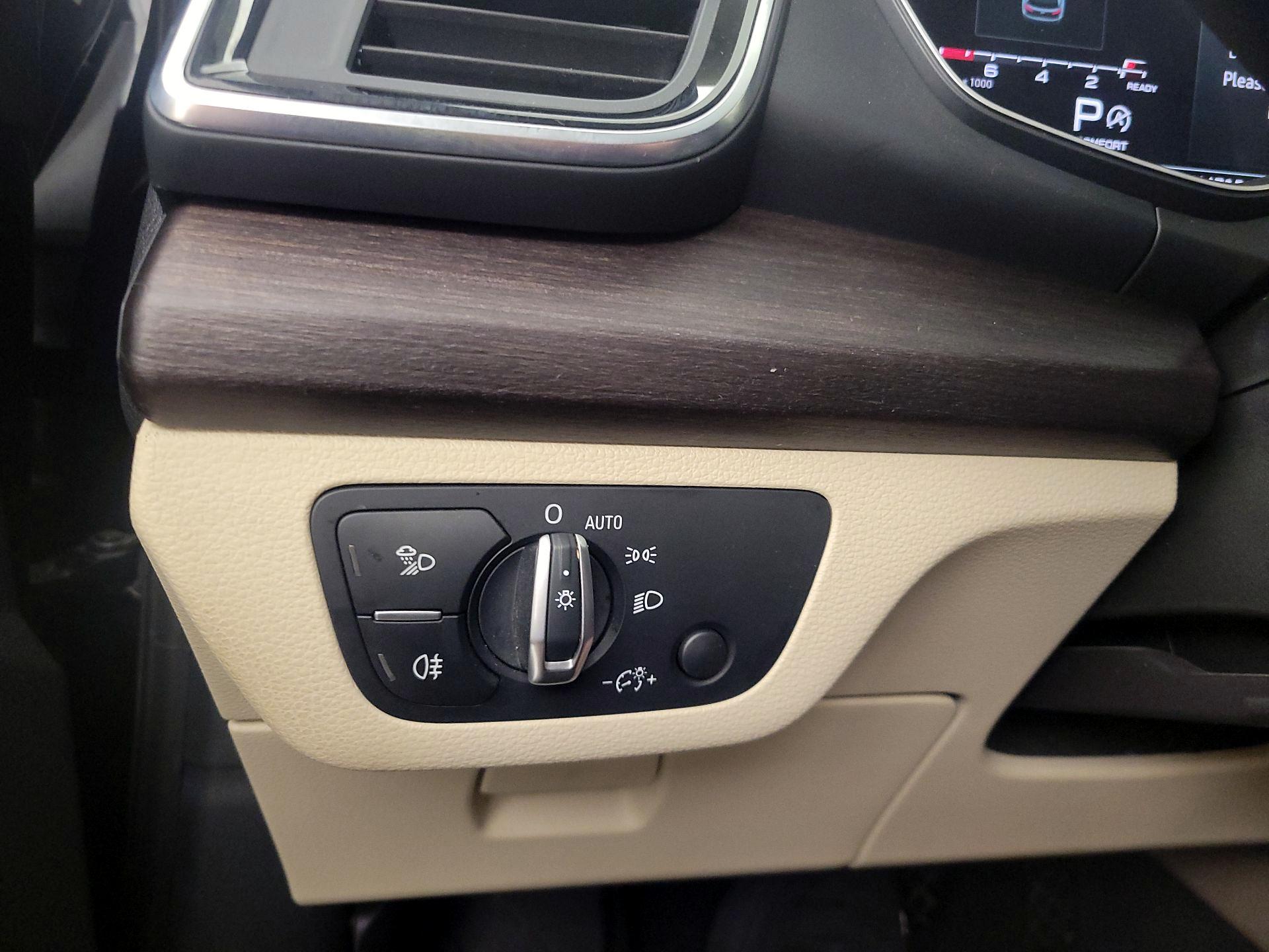 Thumbnail: 2021 Audi Q5 - 13