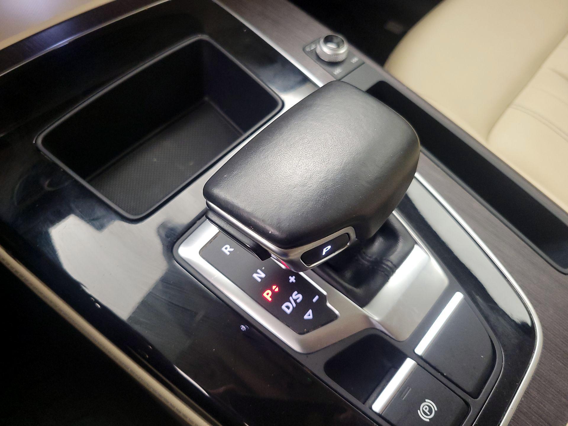 Thumbnail: 2021 Audi Q5 - 18