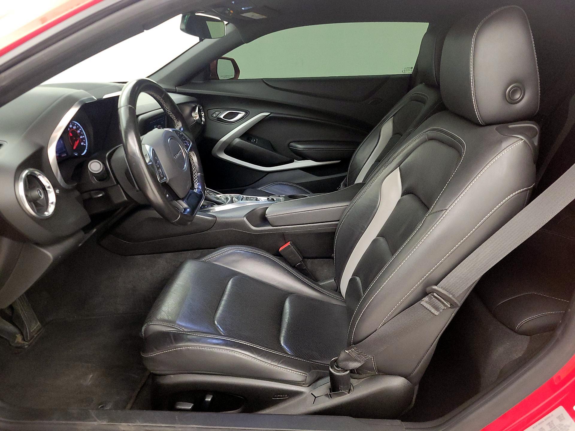 Thumbnail: 2019 Chevrolet Camaro - 11