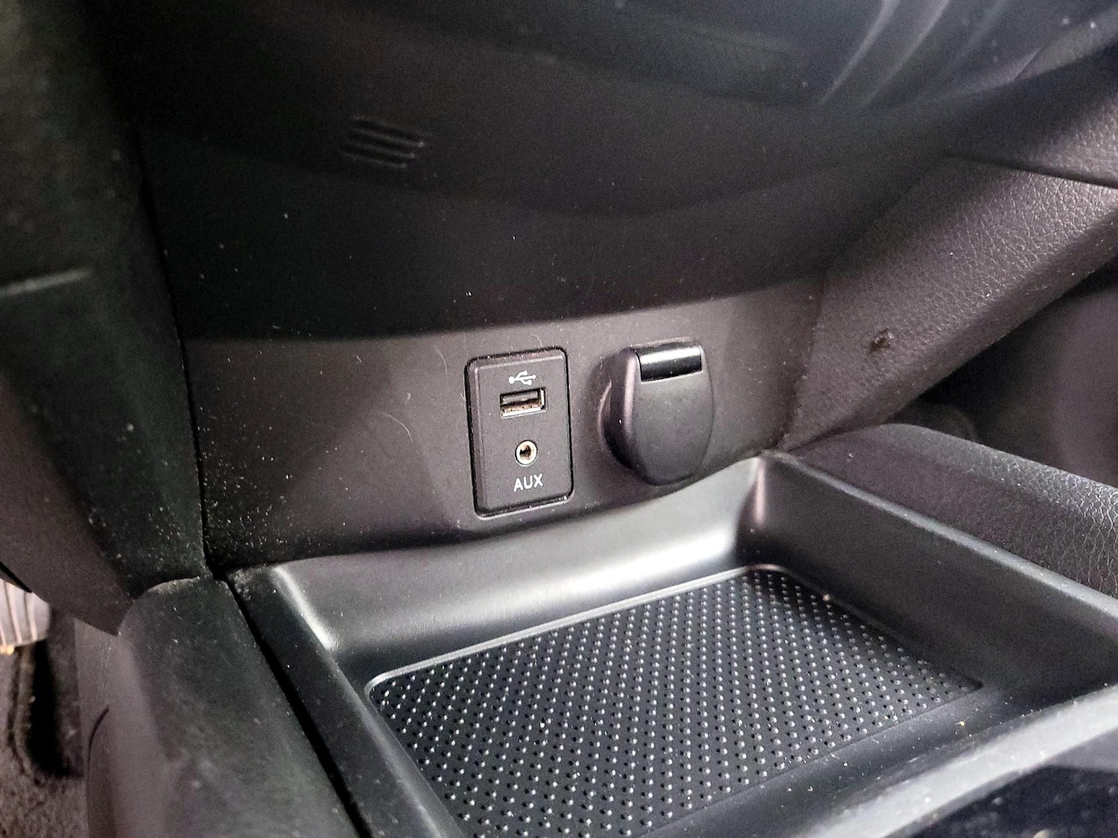 2016 Nissan Rogue S - Photo 19