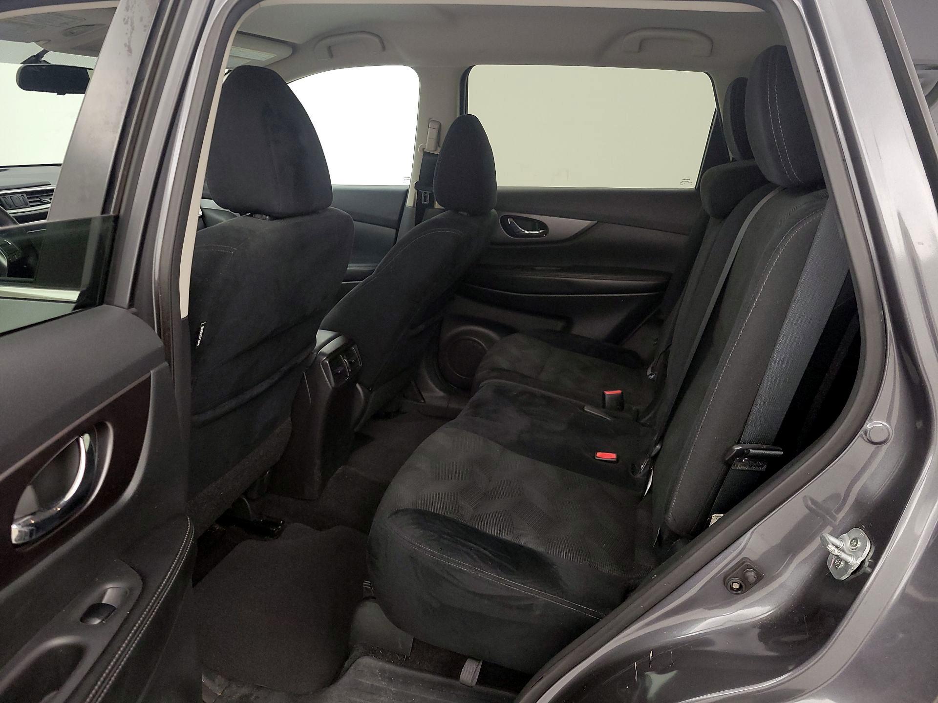 Thumbnail: 2016 Nissan Rogue - 19
