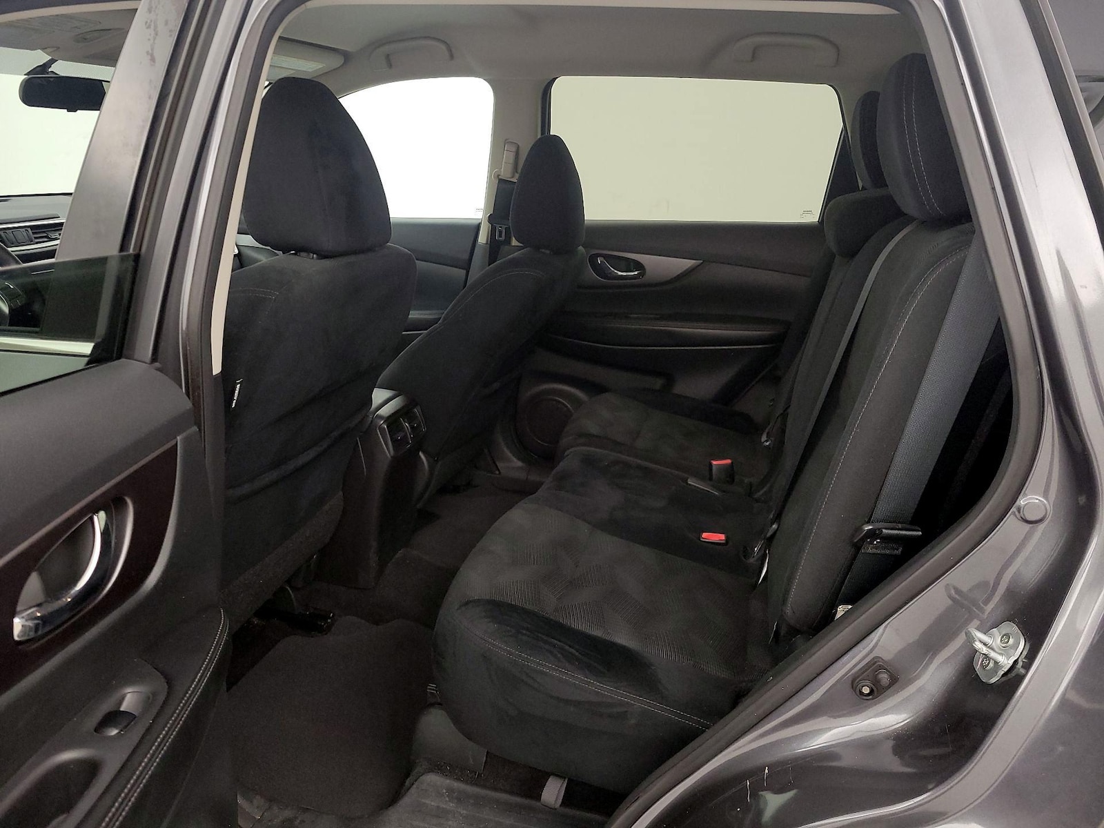 2016 Nissan Rogue S - Photo 20