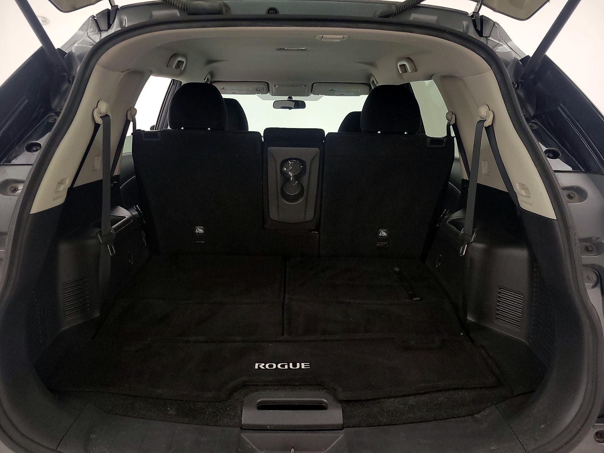 Thumbnail: 2016 Nissan Rogue - 20