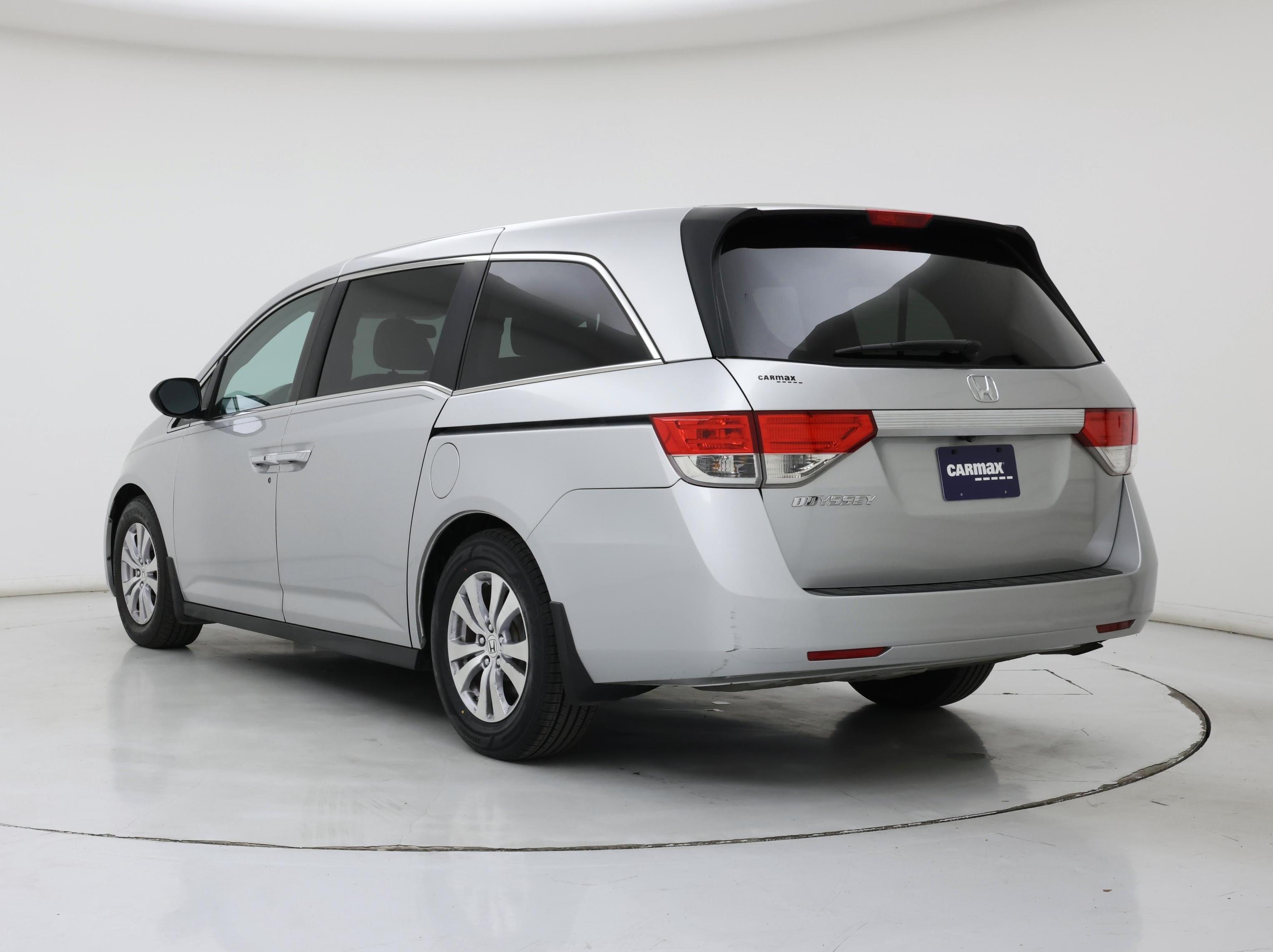 Thumbnail: 2015 Honda Odyssey - 2