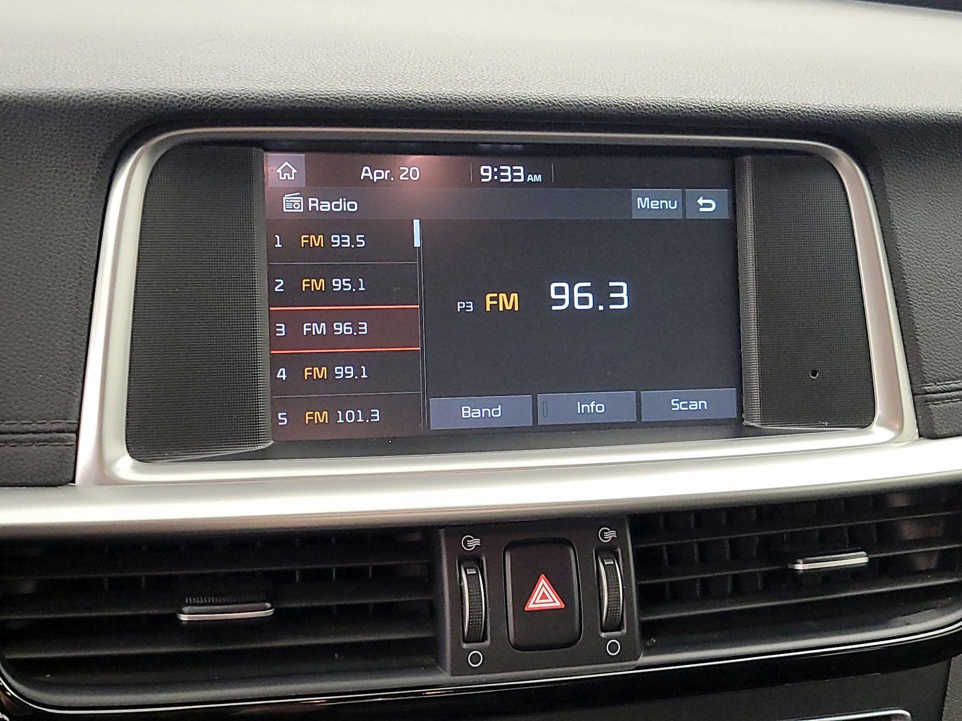 Thumbnail: 2019 Kia Optima - 15