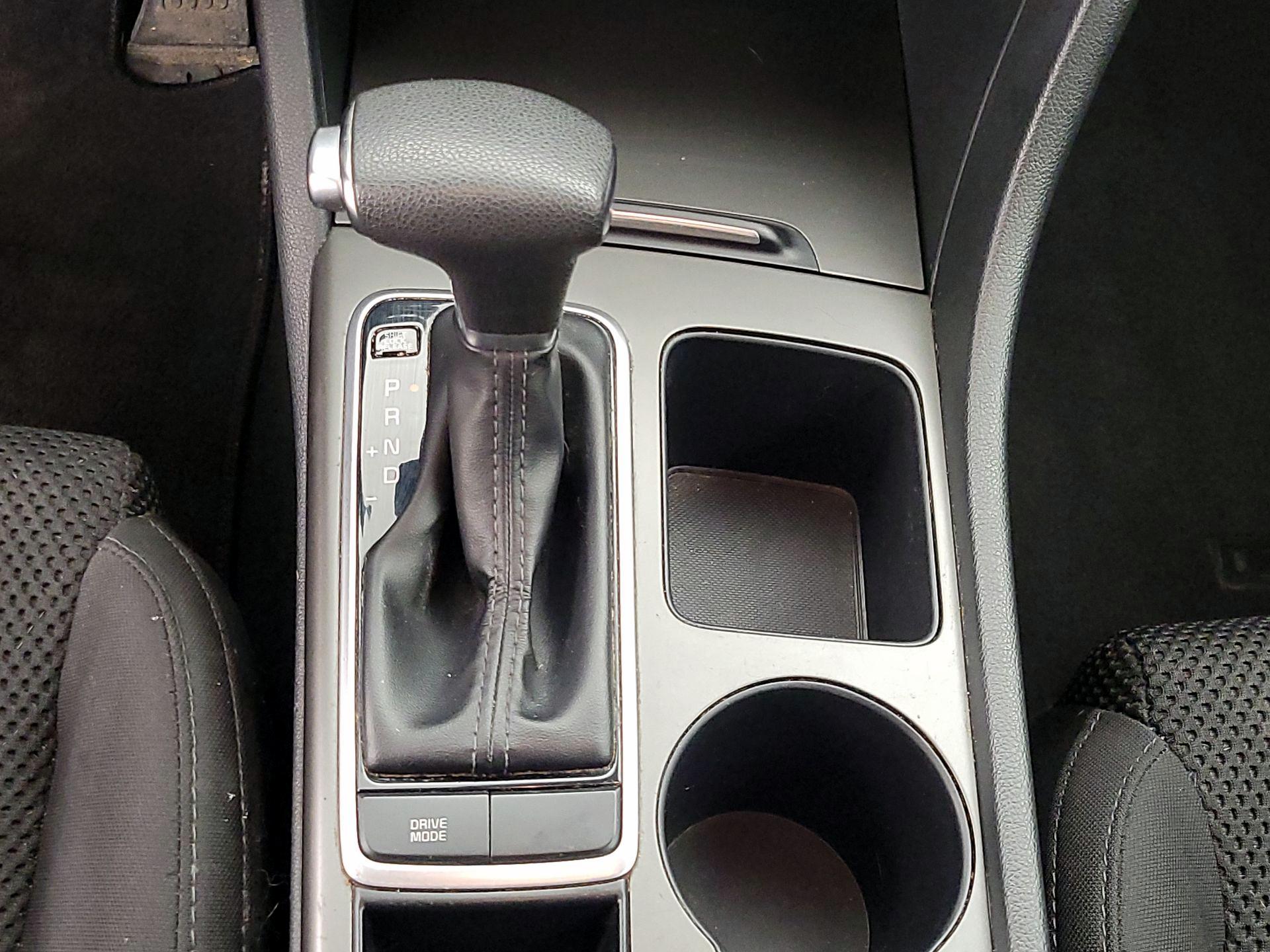 Thumbnail: 2019 Kia Optima - 17