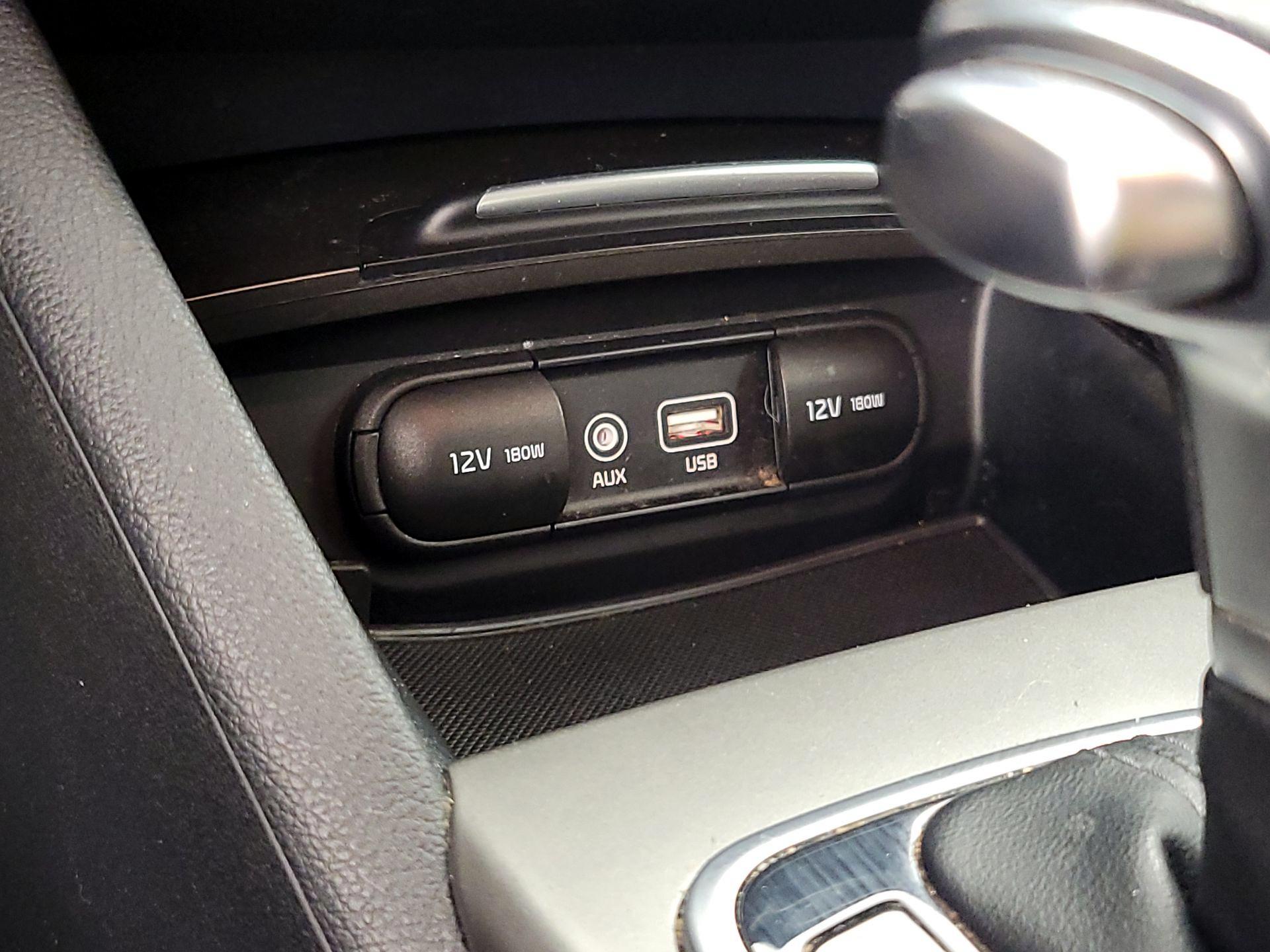 Thumbnail: 2019 Kia Optima - 18