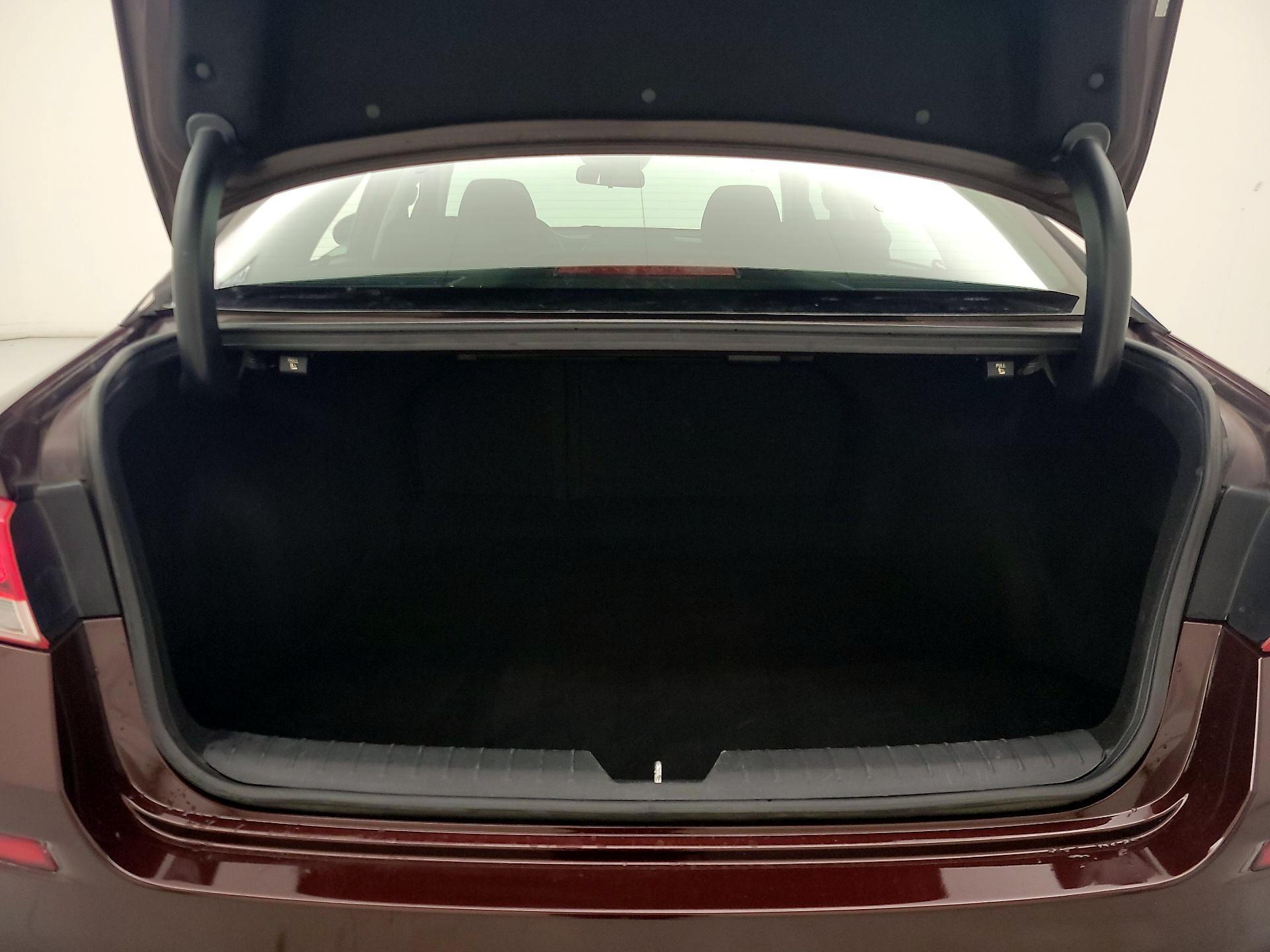 Thumbnail: 2019 Kia Optima - 20