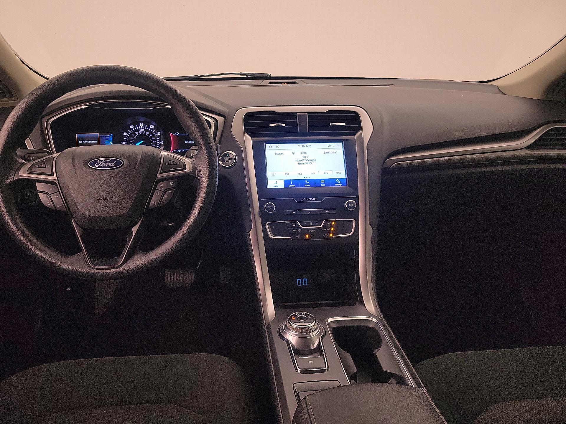 Thumbnail: 2020 Ford Fusion - 9
