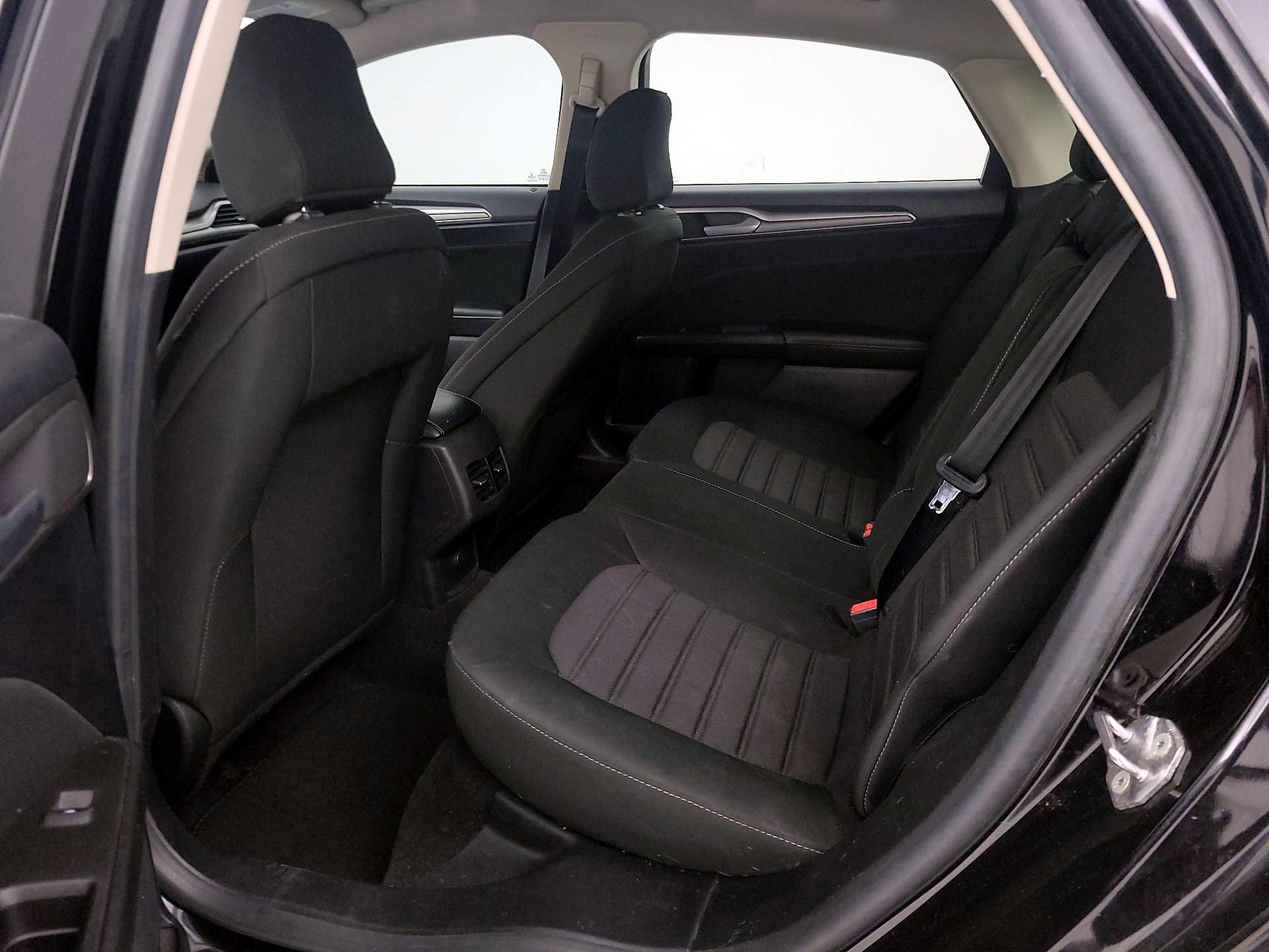 Thumbnail: 2020 Ford Fusion - 19