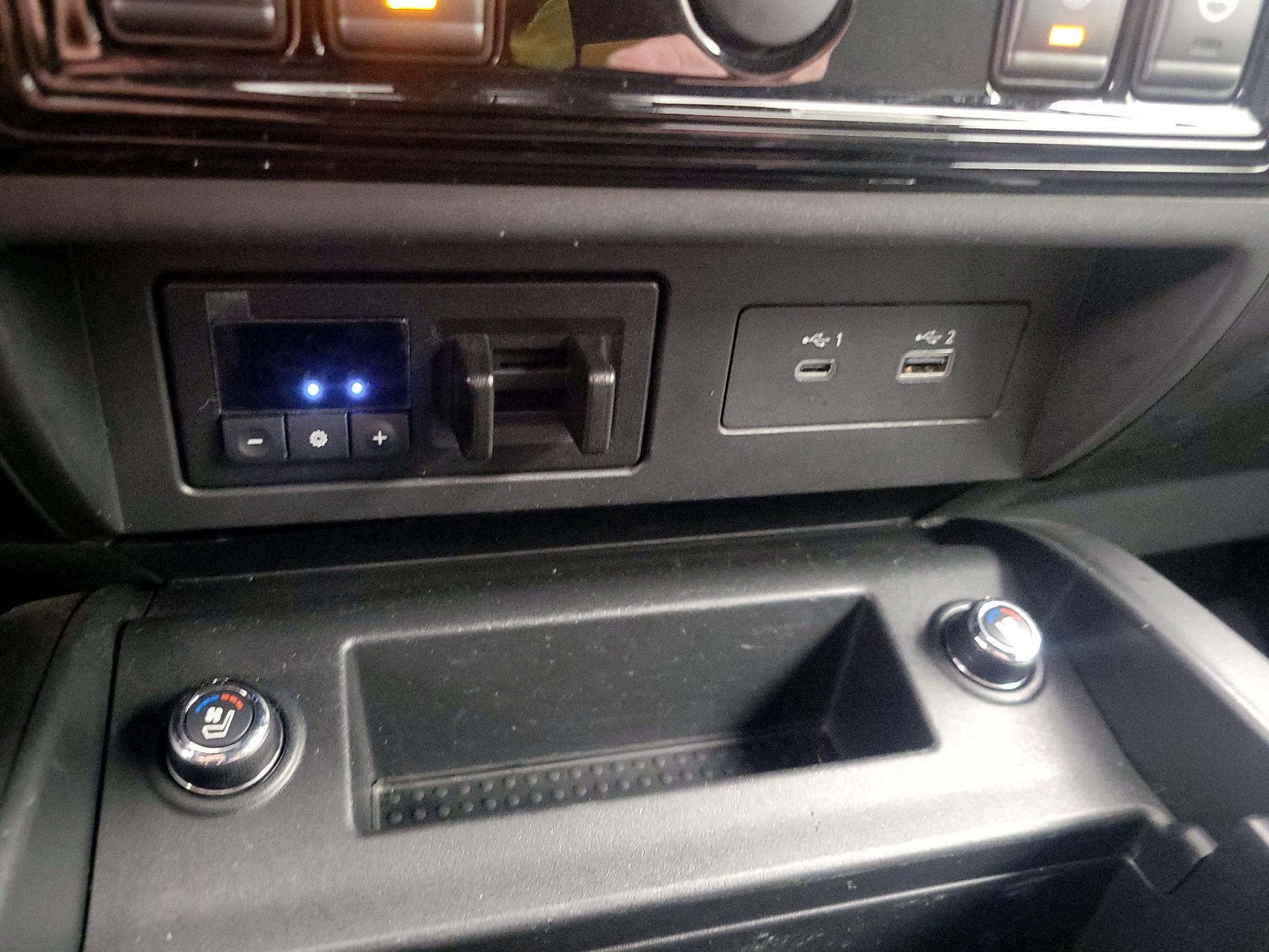 Thumbnail: 2024 Nissan Titan - 19