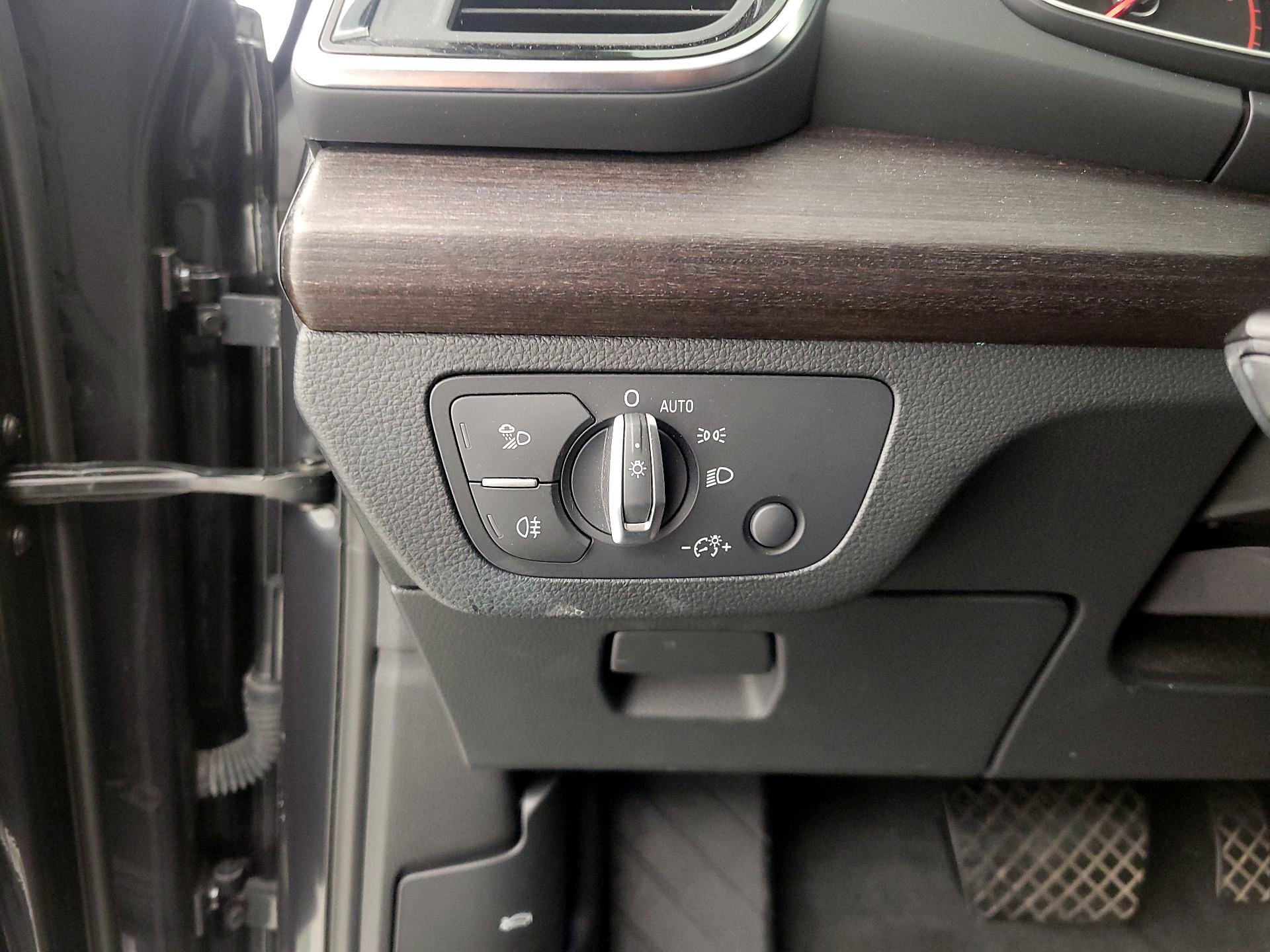 Thumbnail: 2021 Audi Q5 - 13