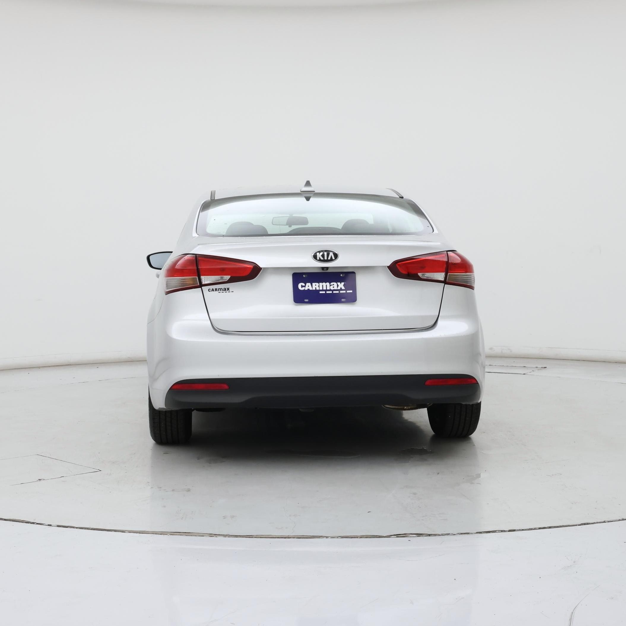Thumbnail: 2018 Kia Forte - 6