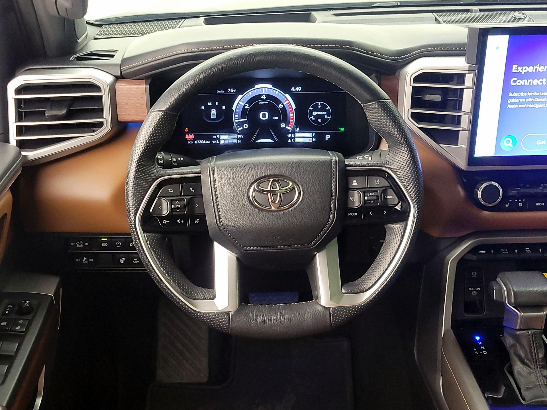 Thumbnail: 2022 Toyota Tundra - 10