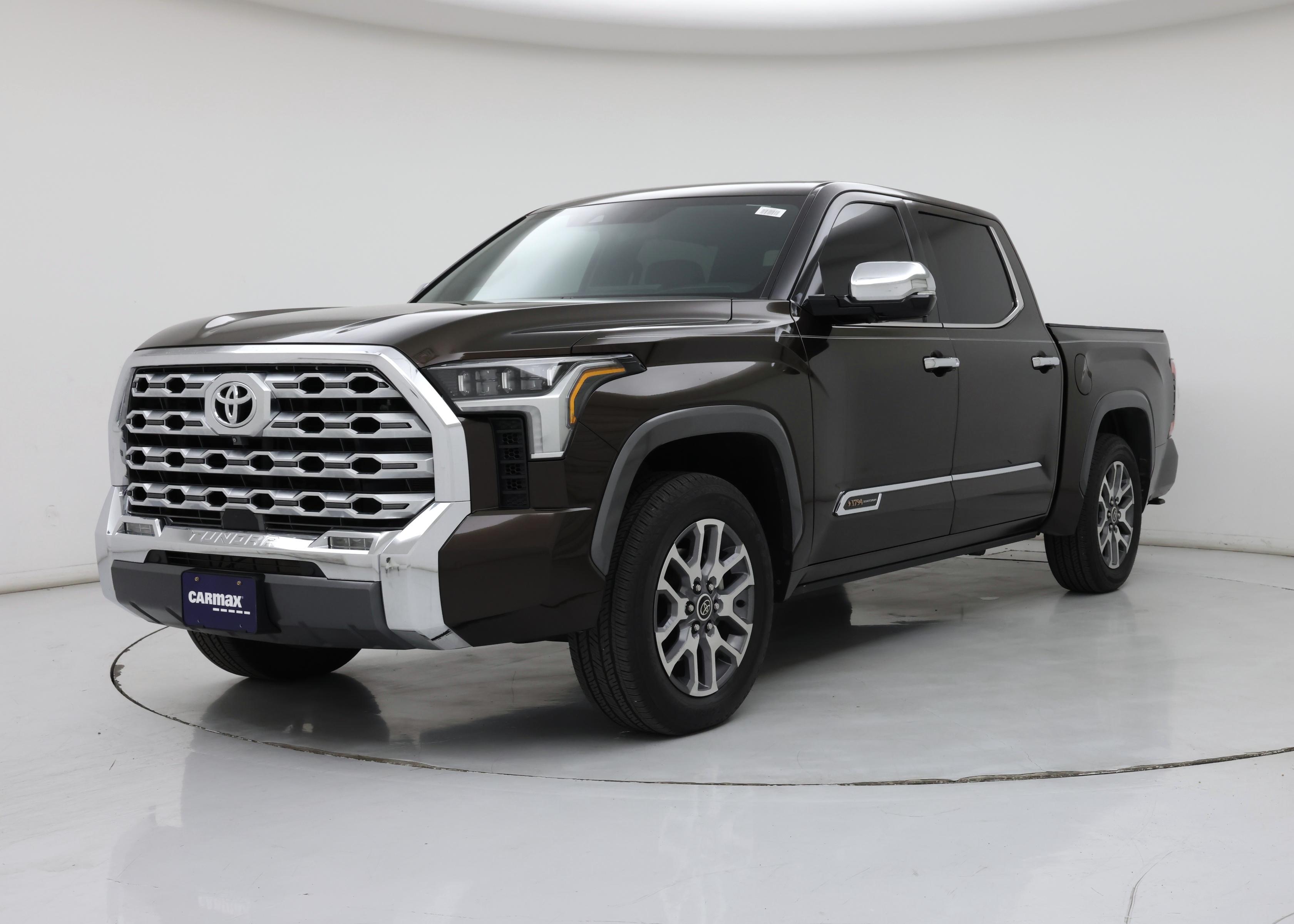 Thumbnail: 2022 Toyota Tundra - 4