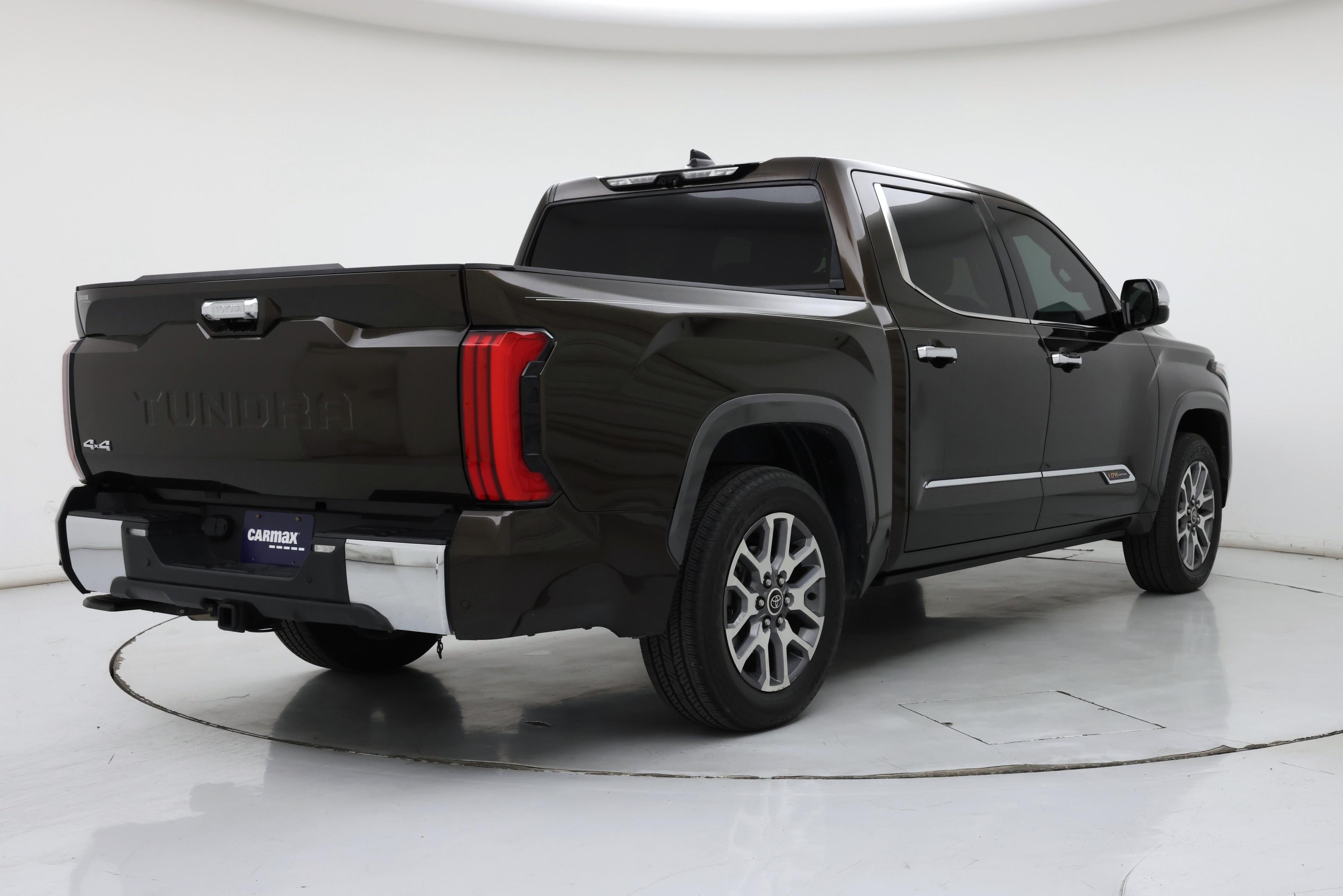 Thumbnail: 2022 Toyota Tundra - 8
