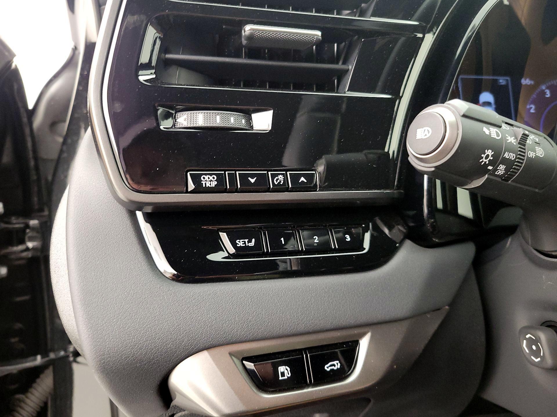 Thumbnail: 2024 Lexus RX - 13