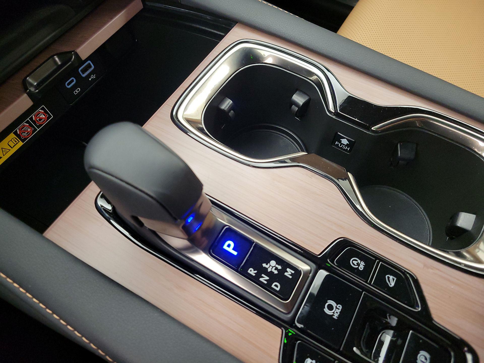 Thumbnail: 2024 Lexus RX - 17