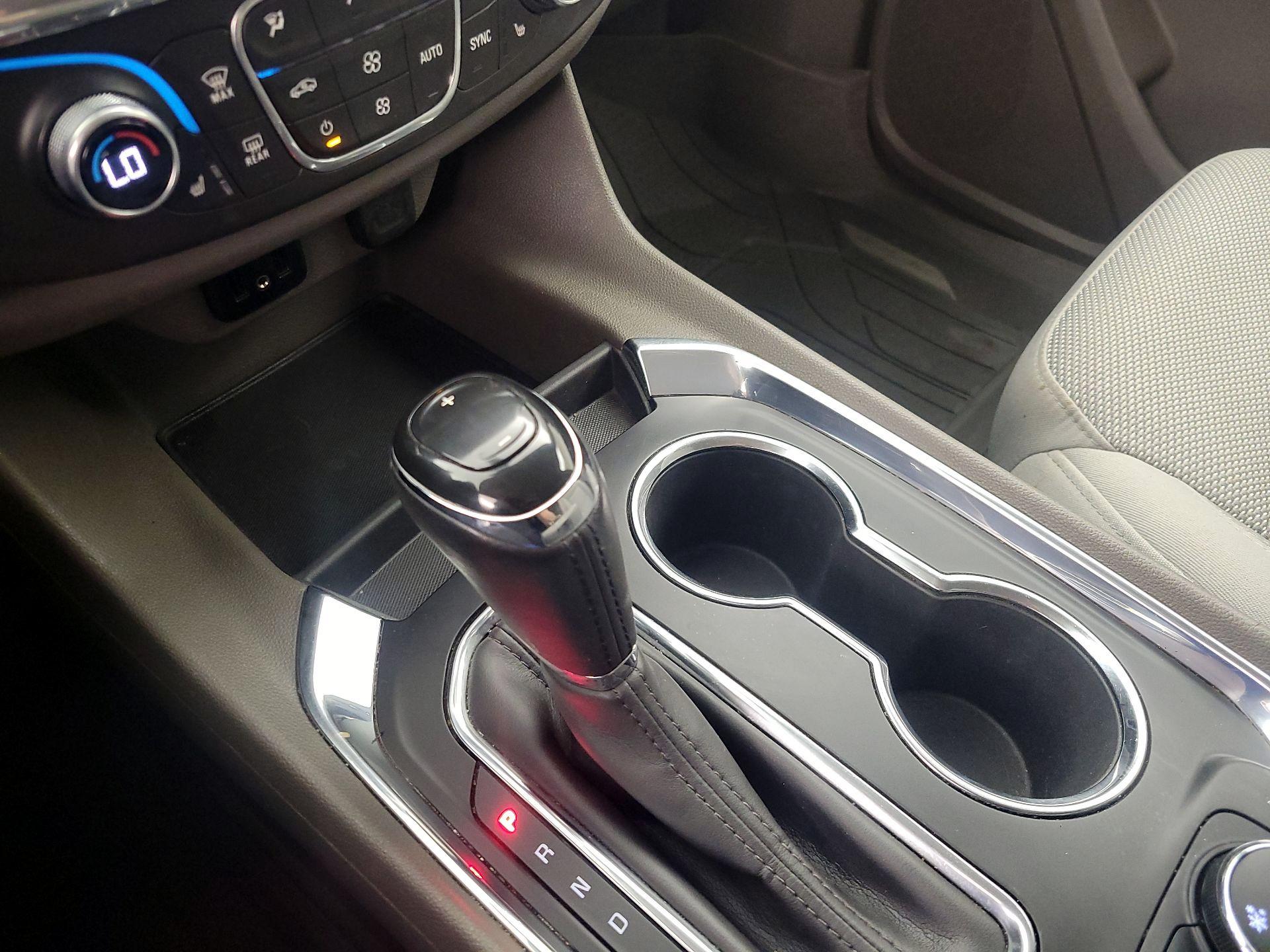 Thumbnail: 2018 Chevrolet Traverse - 17