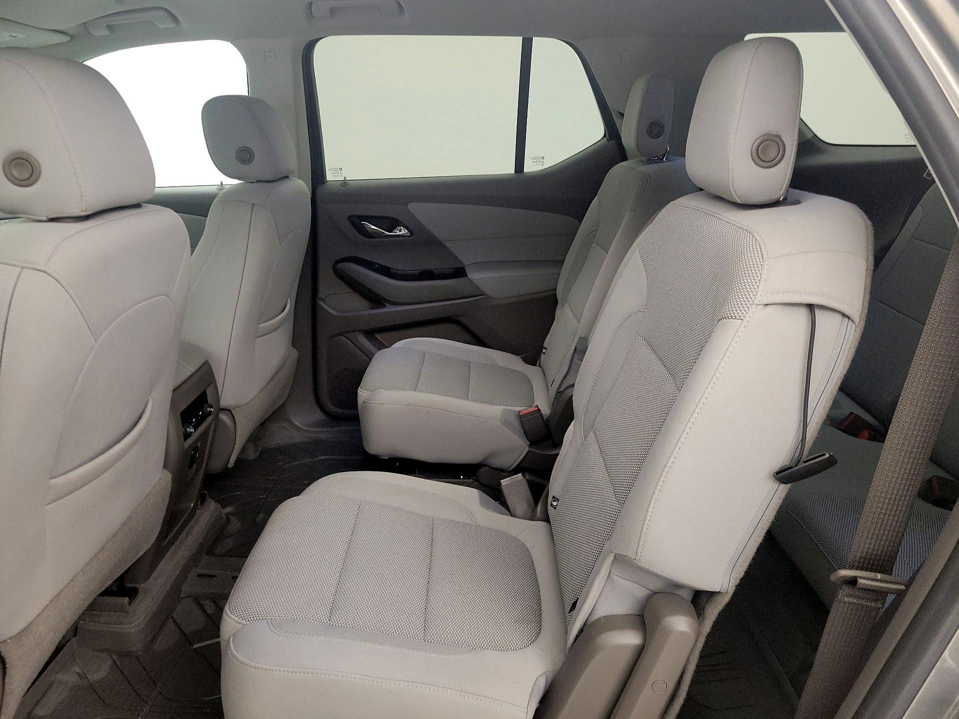 Thumbnail: 2018 Chevrolet Traverse - 19