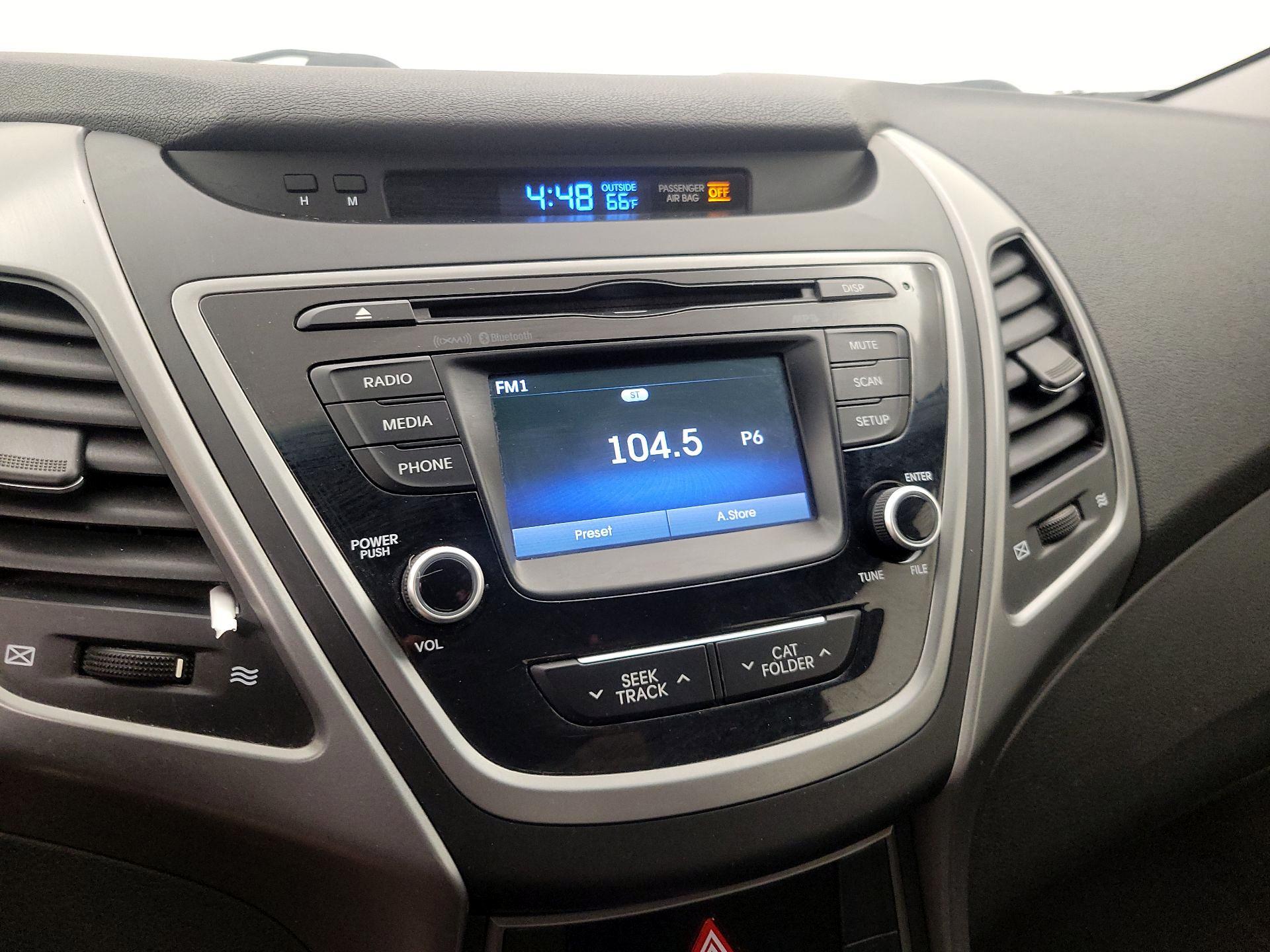 Thumbnail: 2015 Hyundai Elantra - 15
