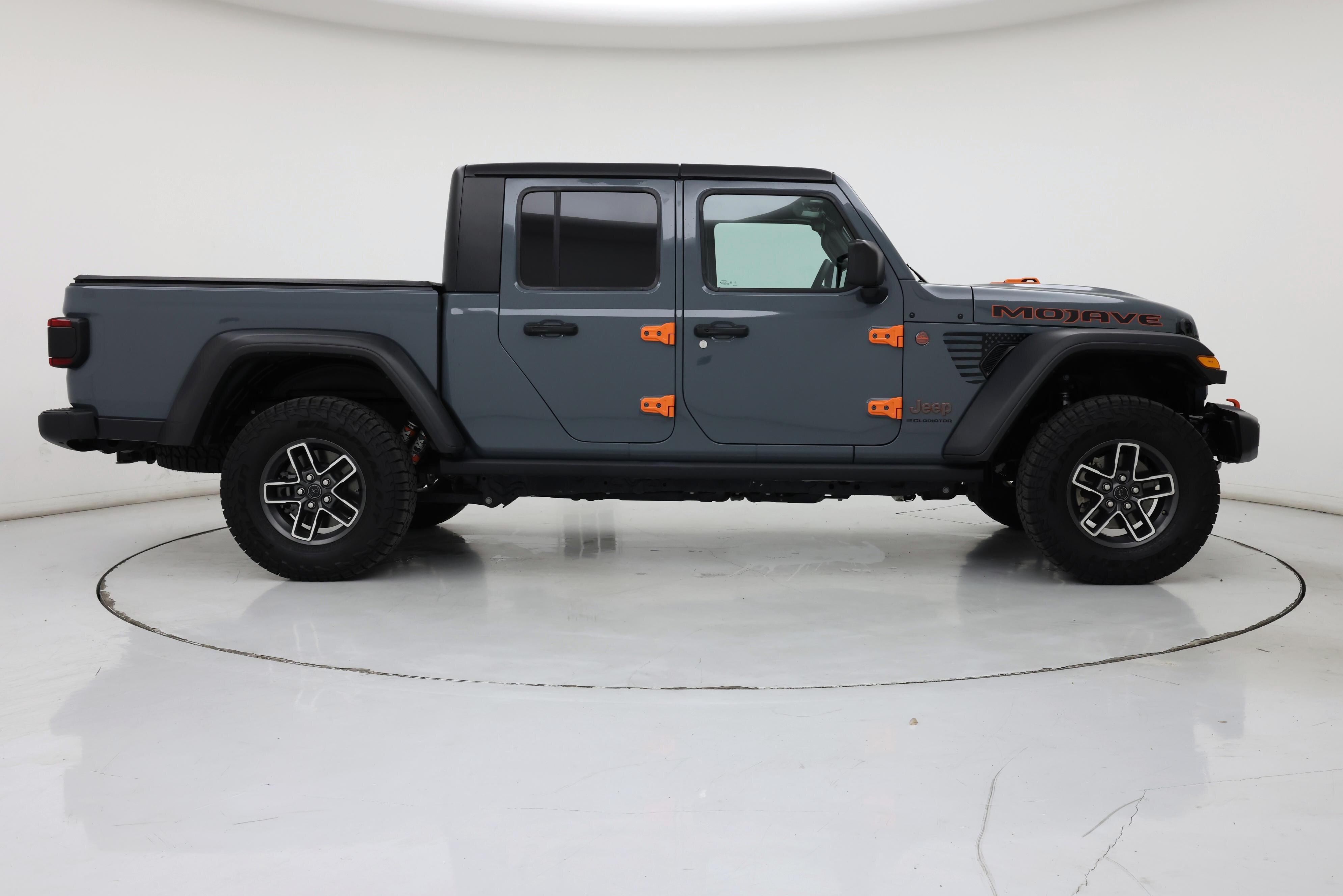 Thumbnail: 2025 Jeep Gladiator - 7