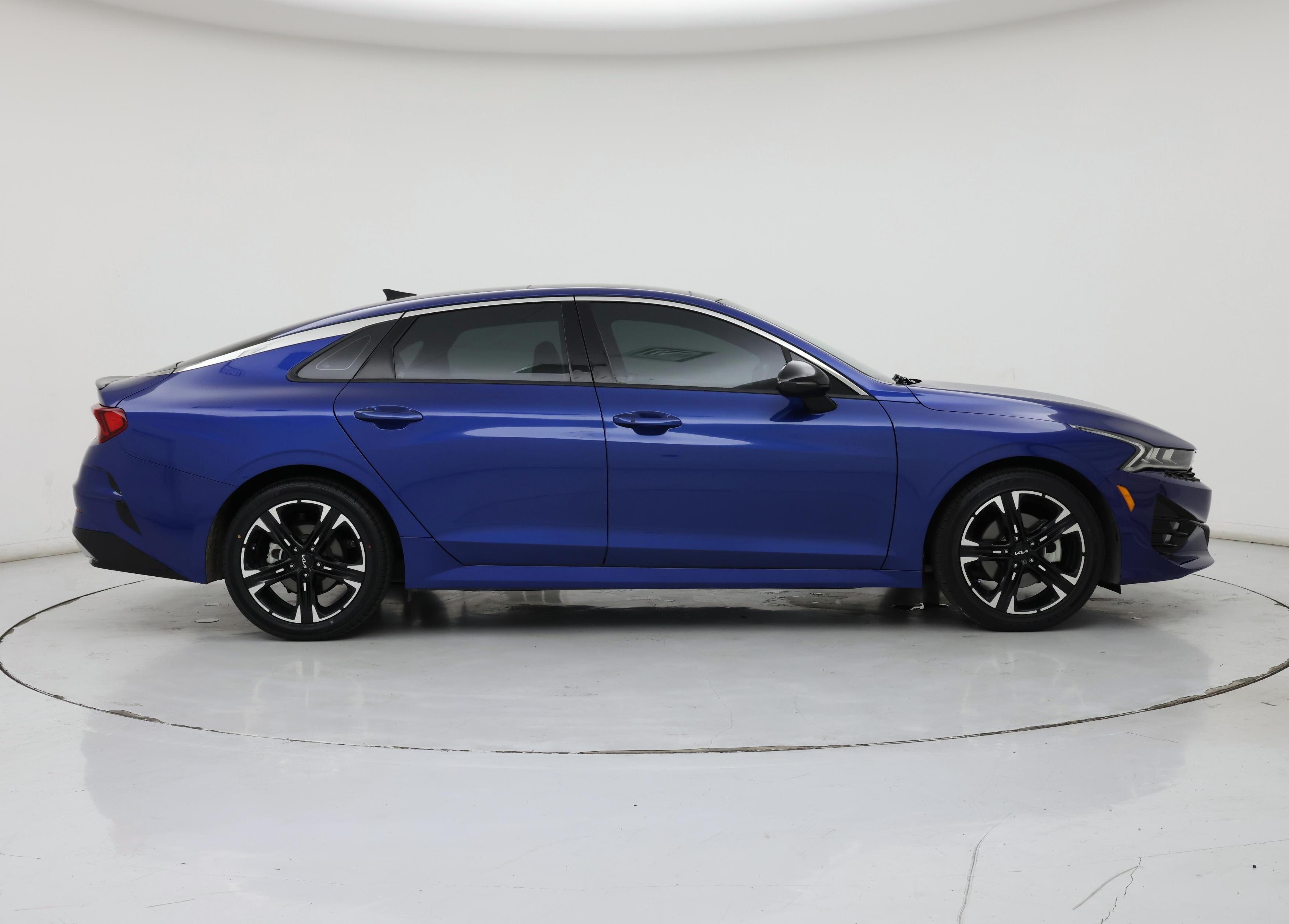 Thumbnail: 2023 Kia K5 - 7