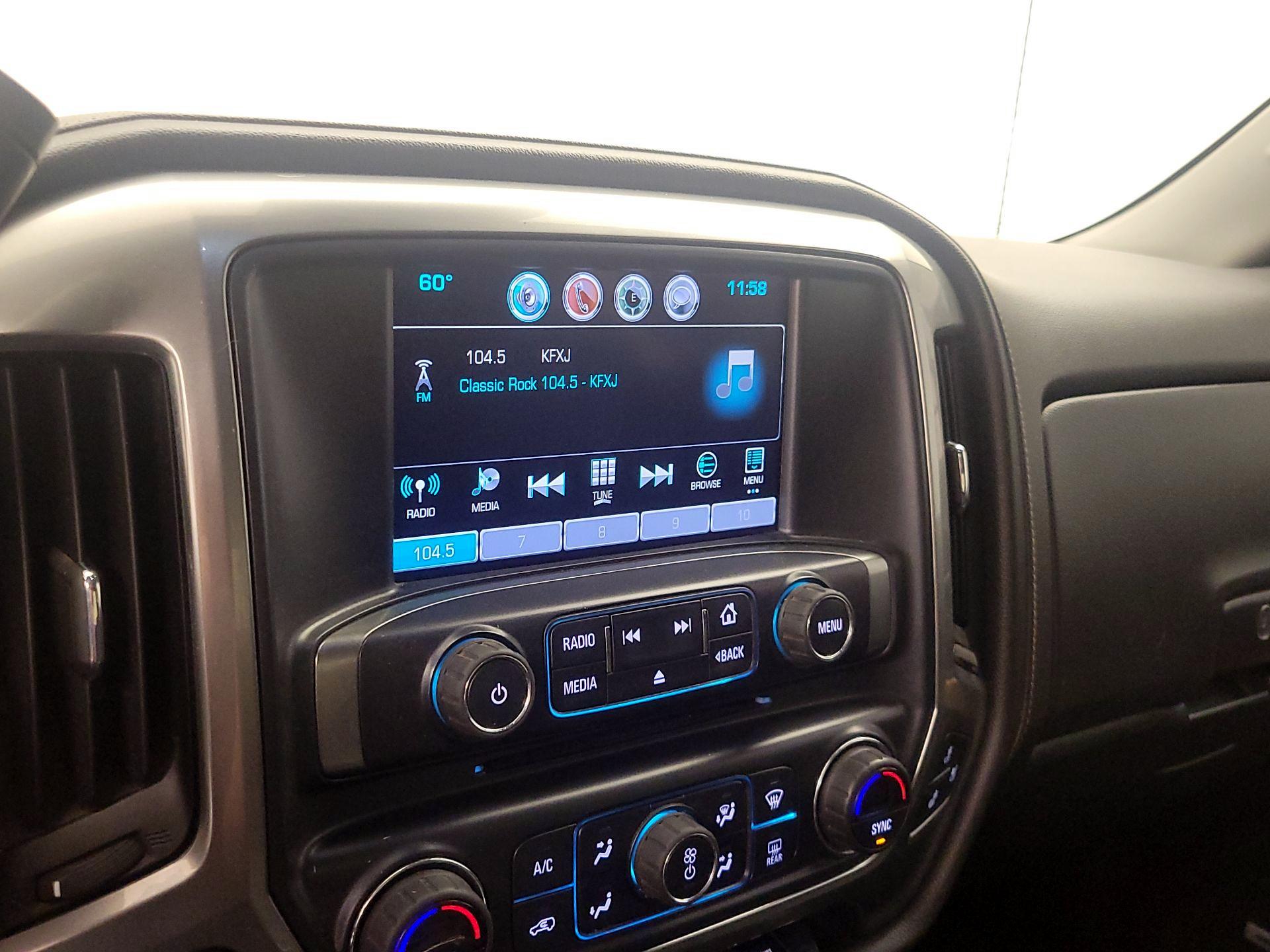 Thumbnail: 2017 Chevrolet Silverado 3500 - 16