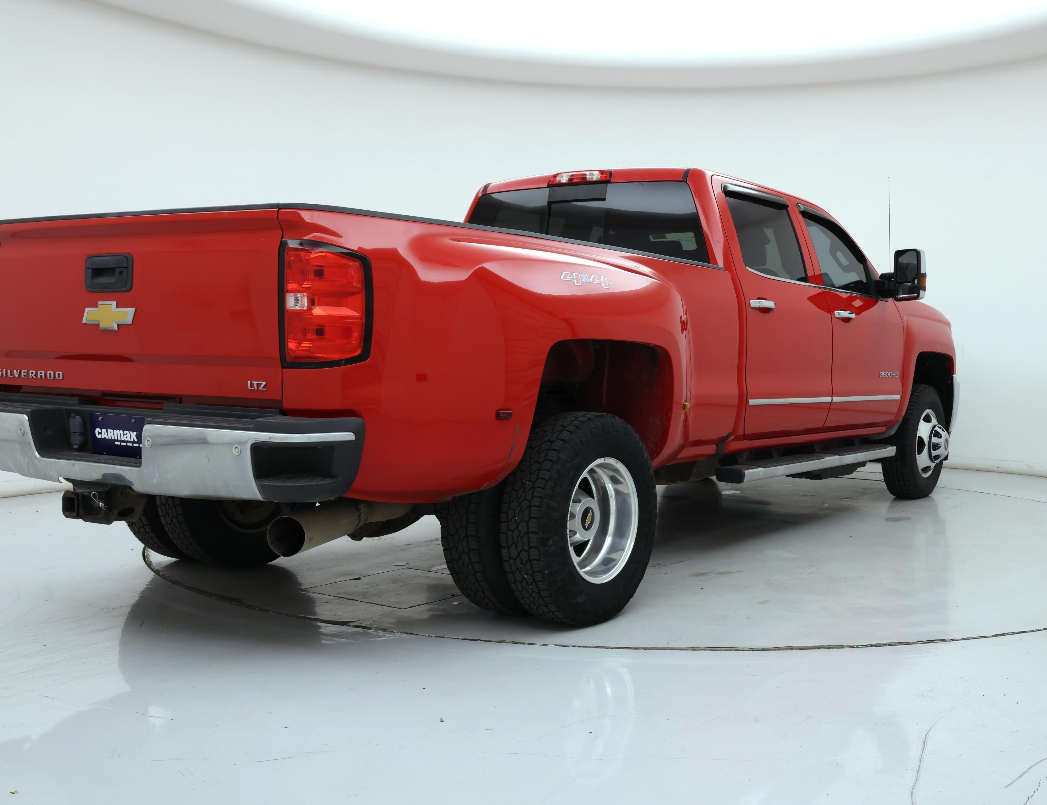 Thumbnail: 2017 Chevrolet Silverado 3500 - 8