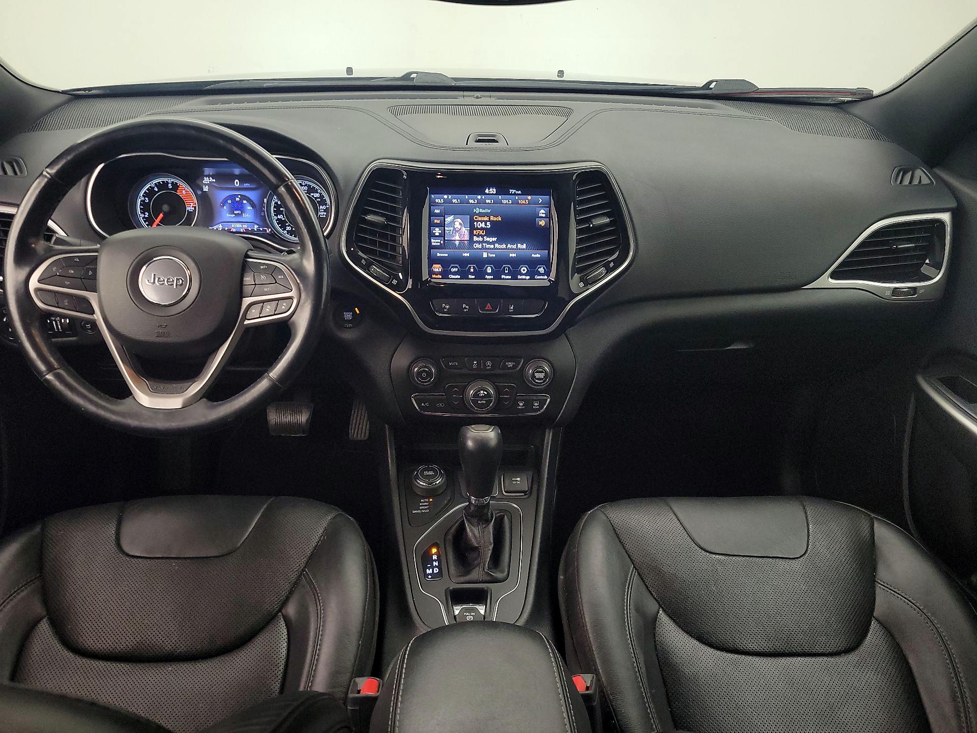 Thumbnail: 2020 Jeep Cherokee - 9