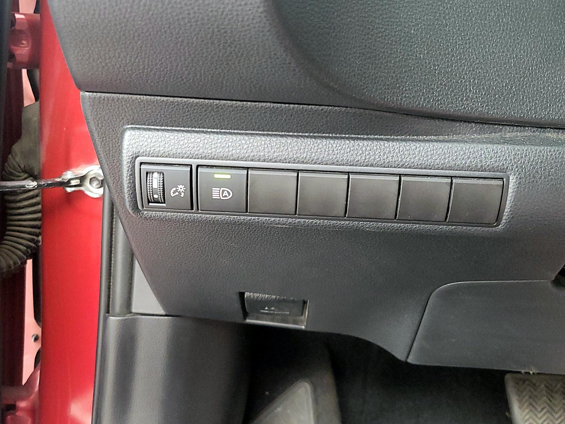 Thumbnail: 2020 Toyota Corolla - 13