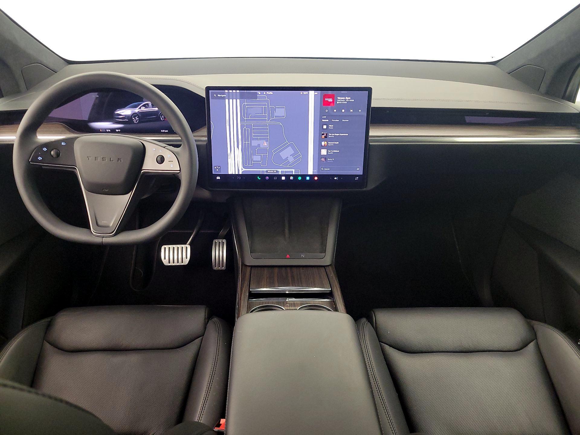 Thumbnail: 2022 Tesla Model X - 9