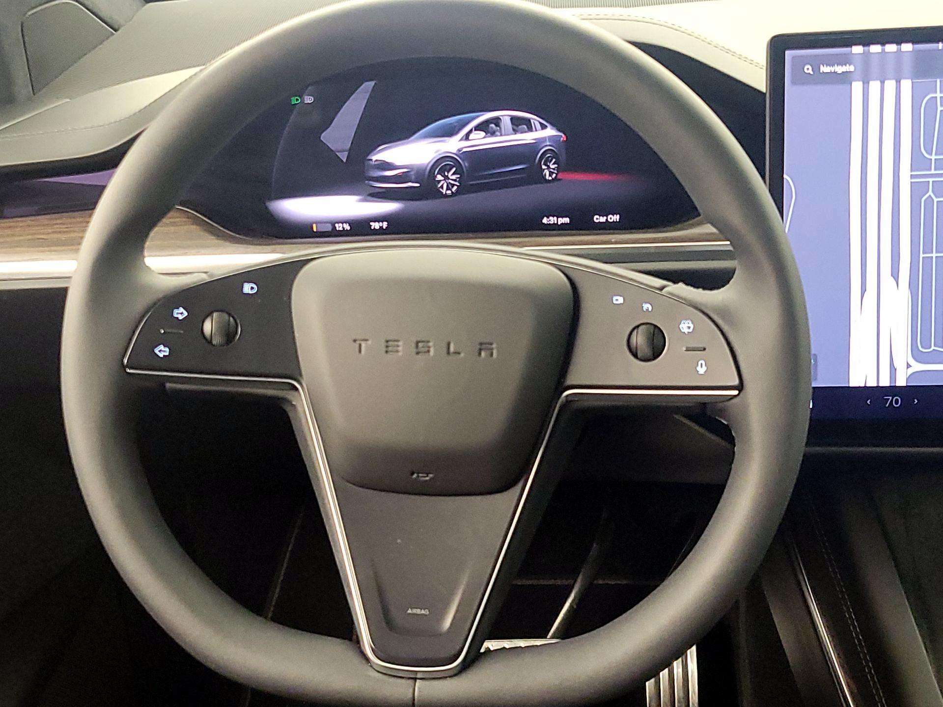 Thumbnail: 2022 Tesla Model X - 10