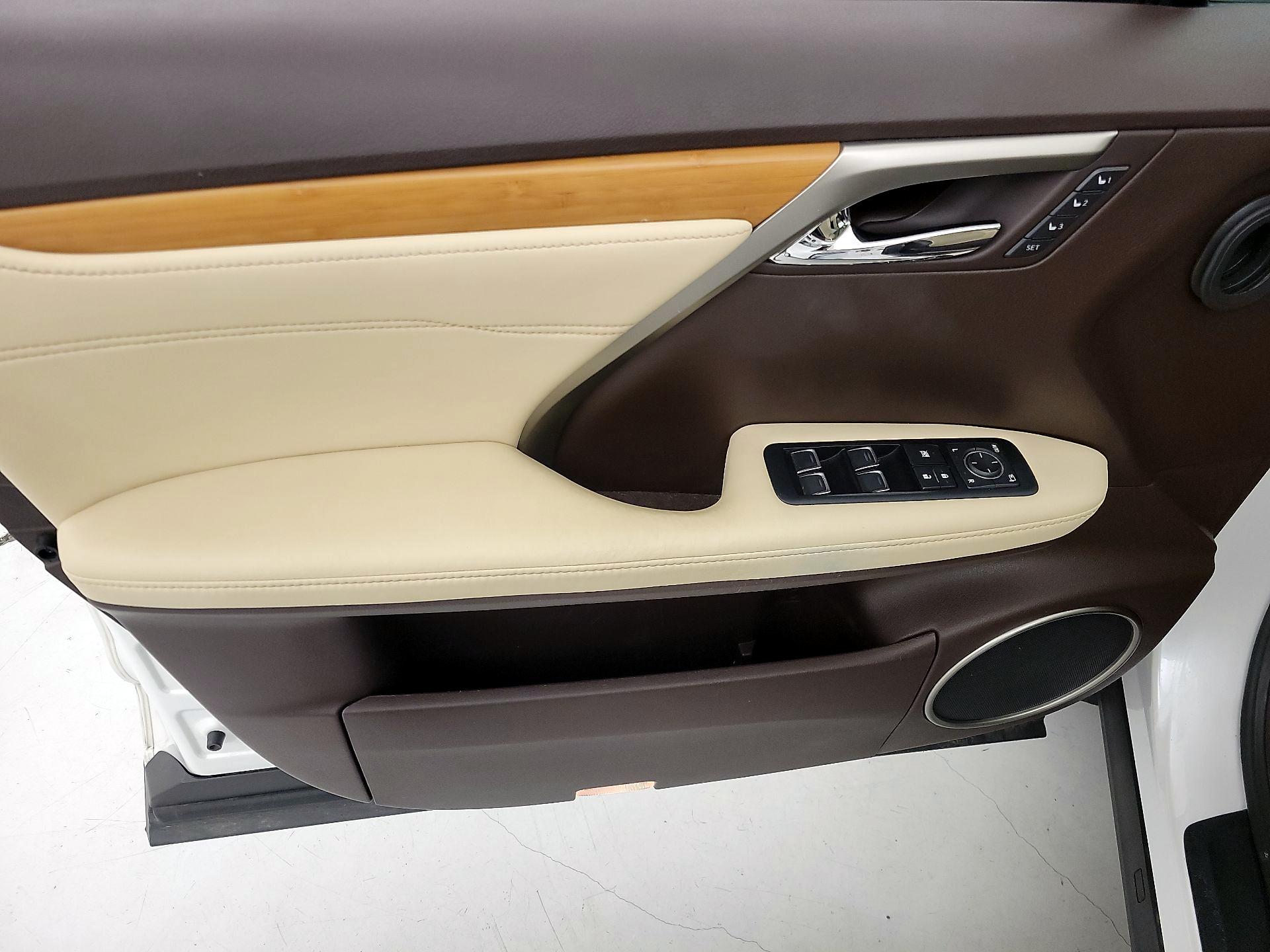 Thumbnail: 2017 Lexus RX - 12