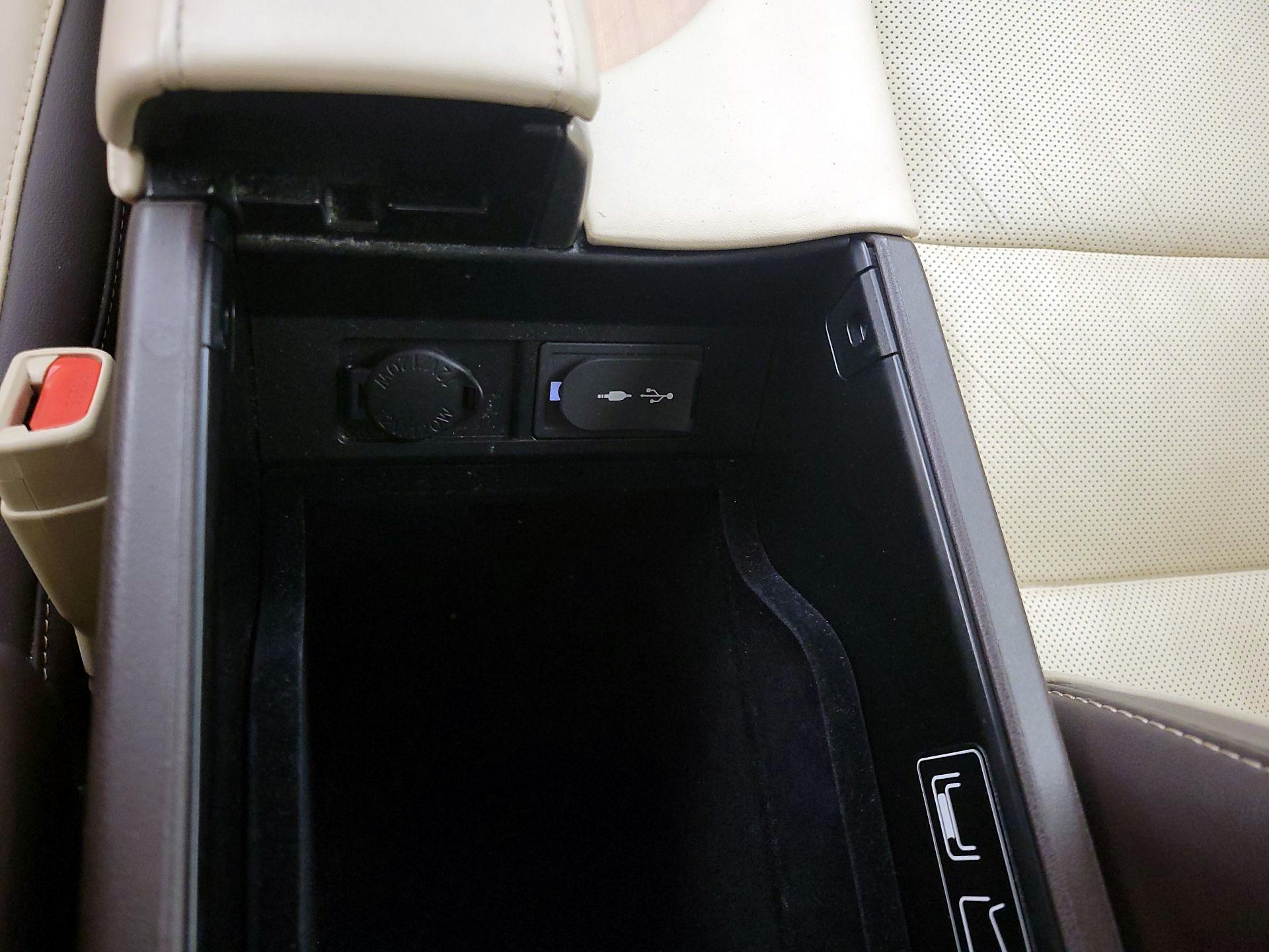 Thumbnail: 2017 Lexus RX - 19