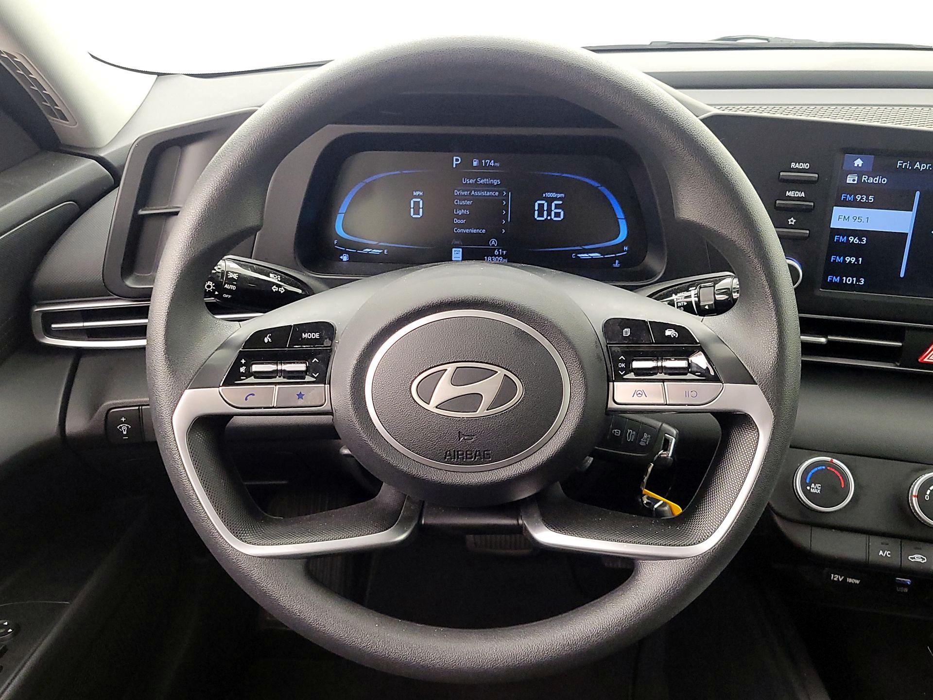 Thumbnail: 2025 Hyundai Elantra - 10