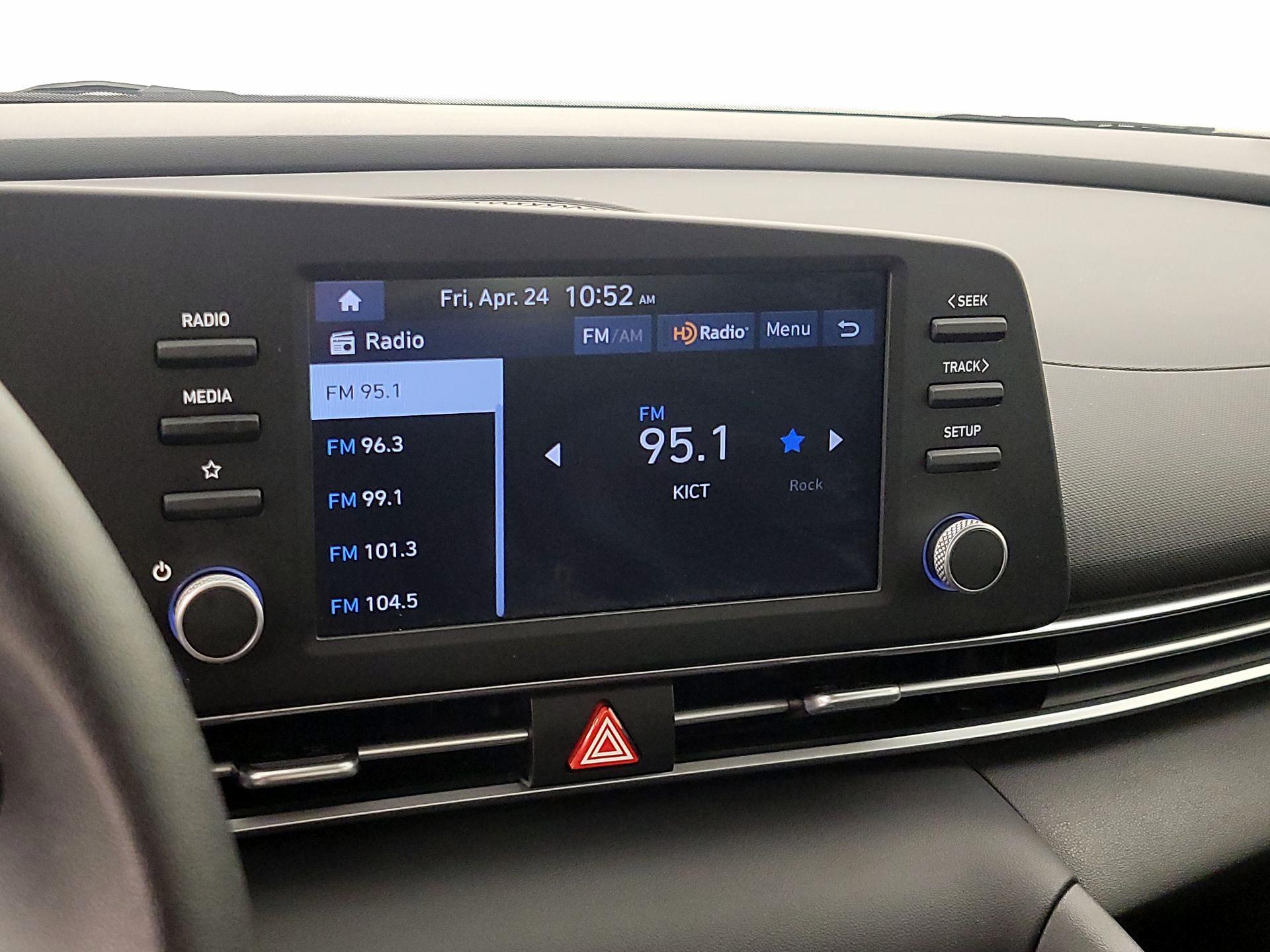 Thumbnail: 2025 Hyundai Elantra - 15