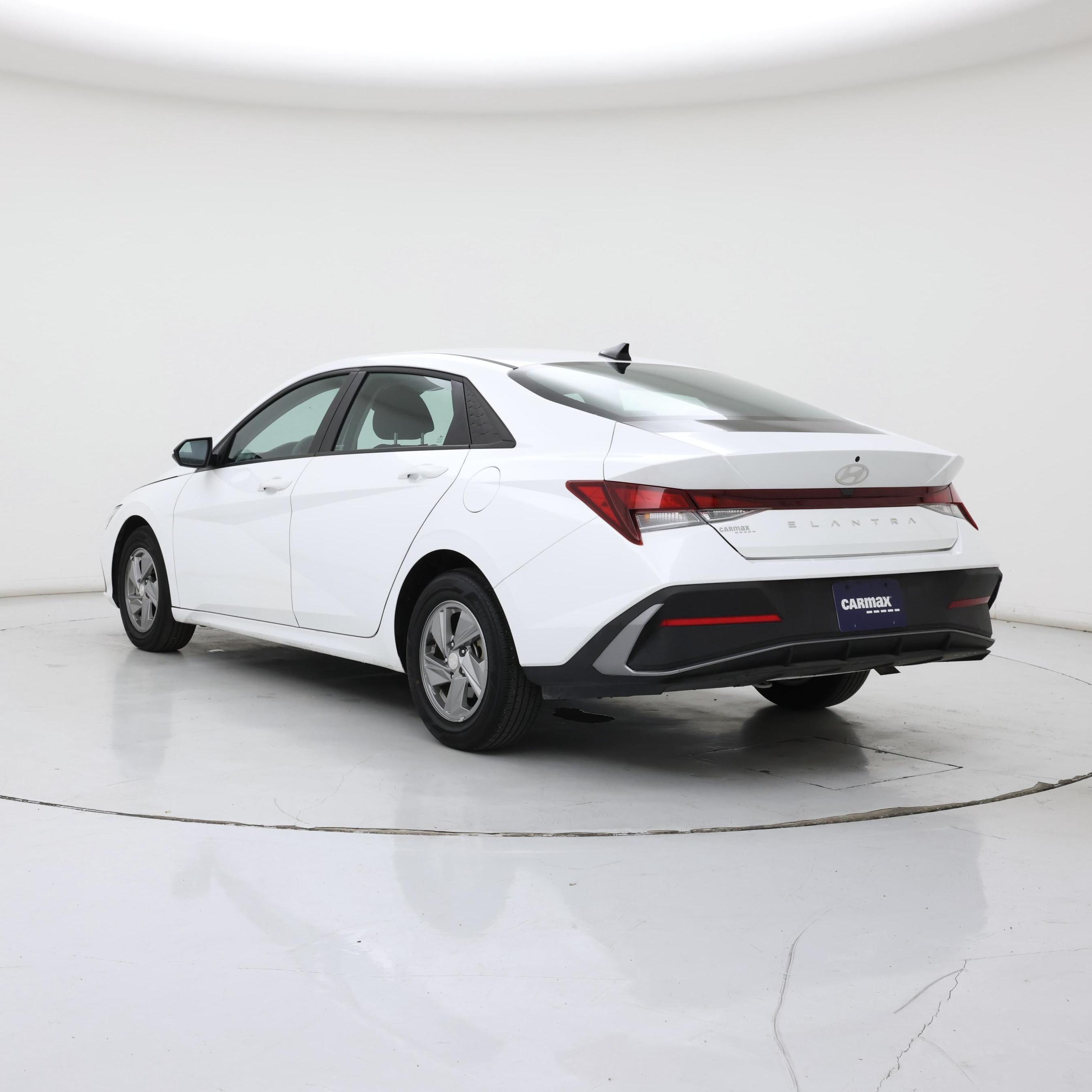 Thumbnail: 2025 Hyundai Elantra - 2