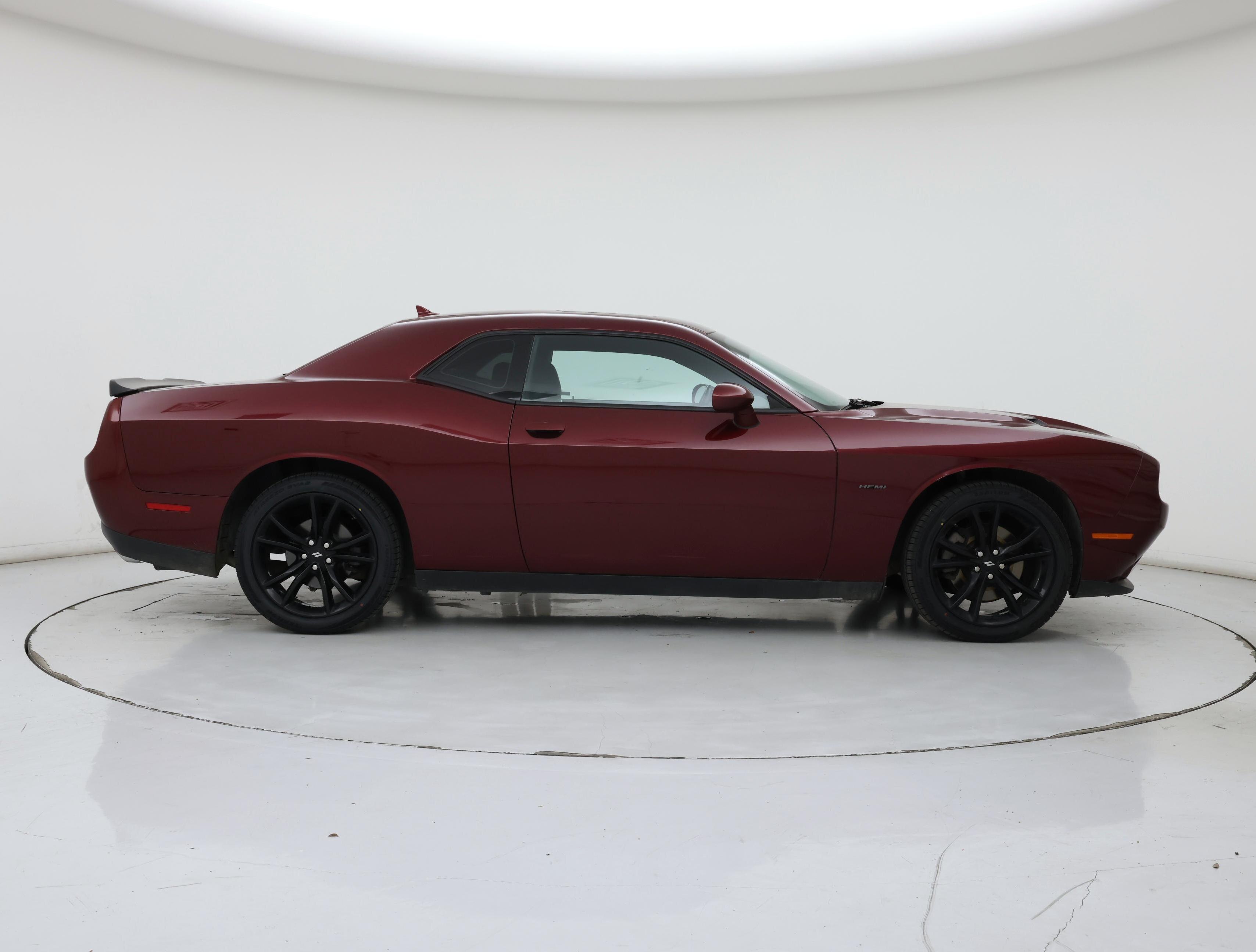 Thumbnail: 2017 Dodge Challenger - 7