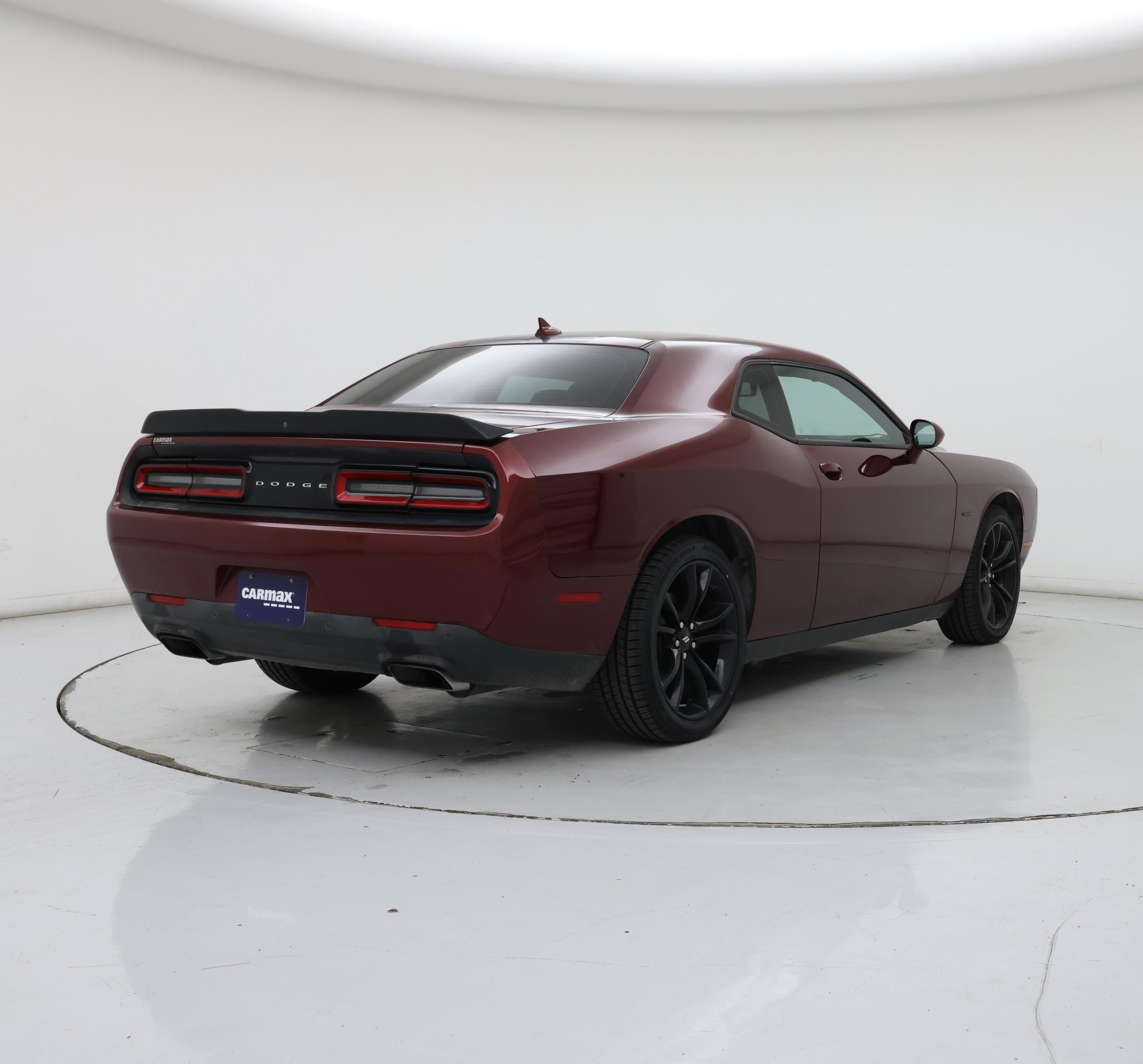 Thumbnail: 2017 Dodge Challenger - 8