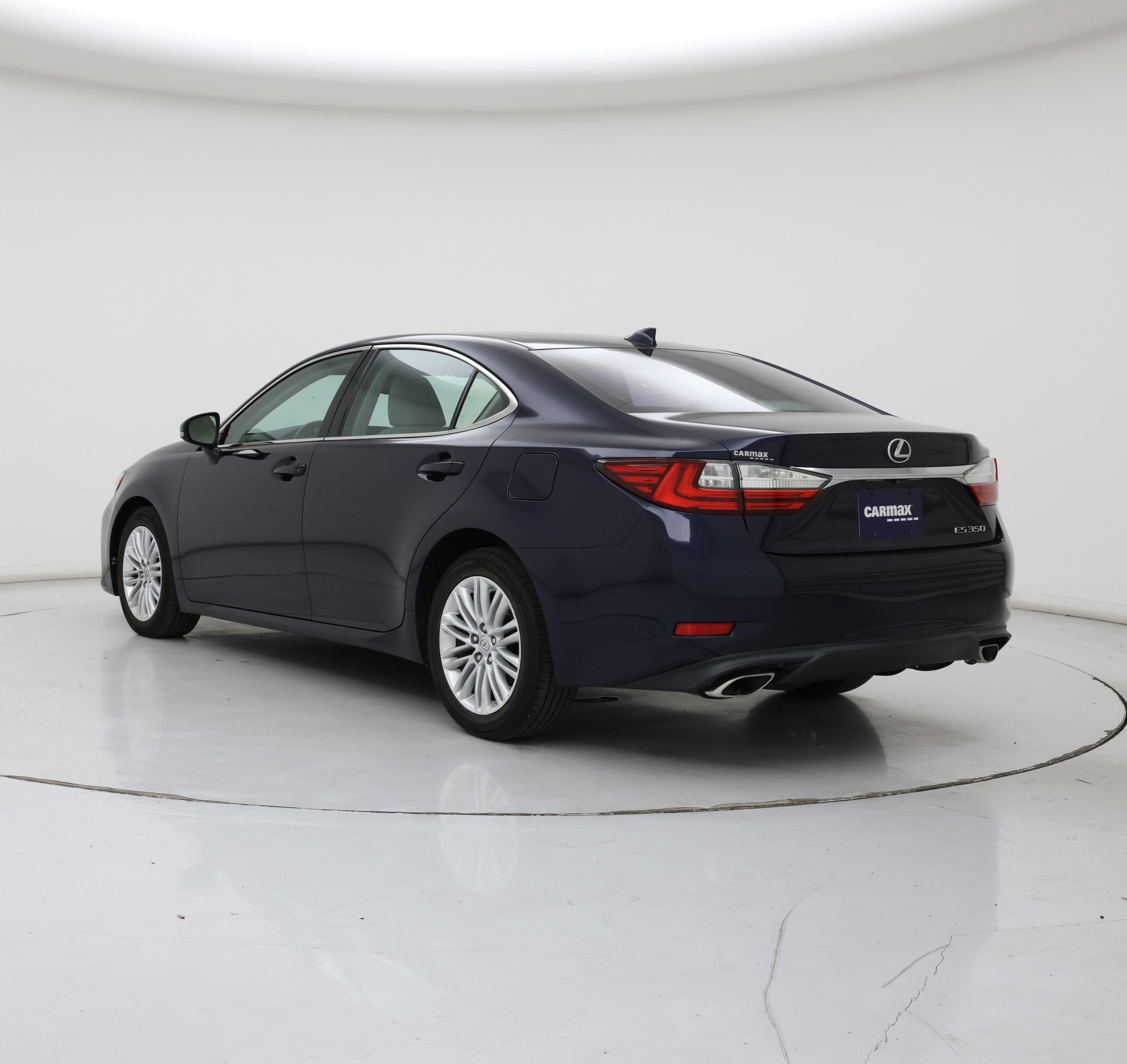Thumbnail: 2017 Lexus ES - 2