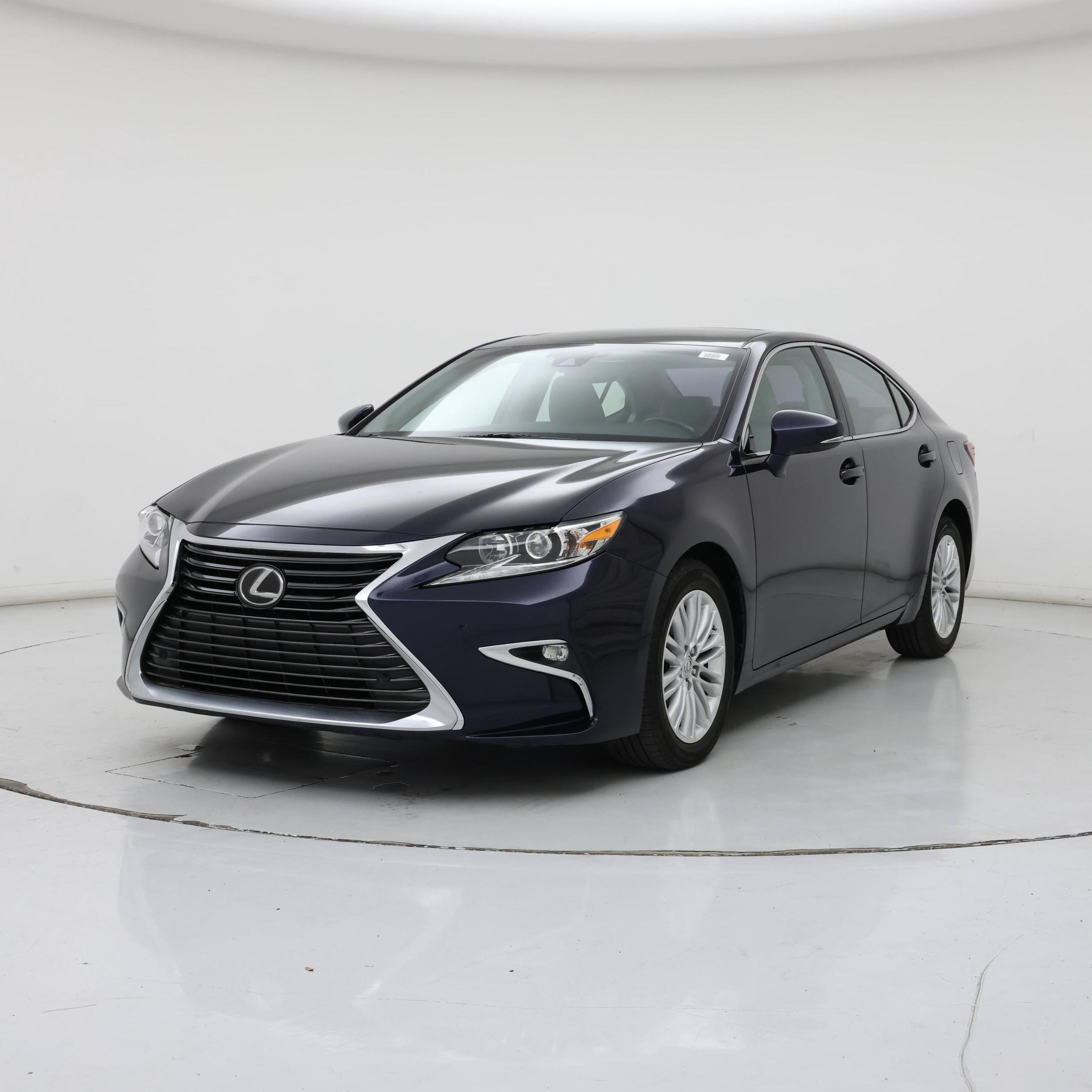 Thumbnail: 2017 Lexus ES - 4