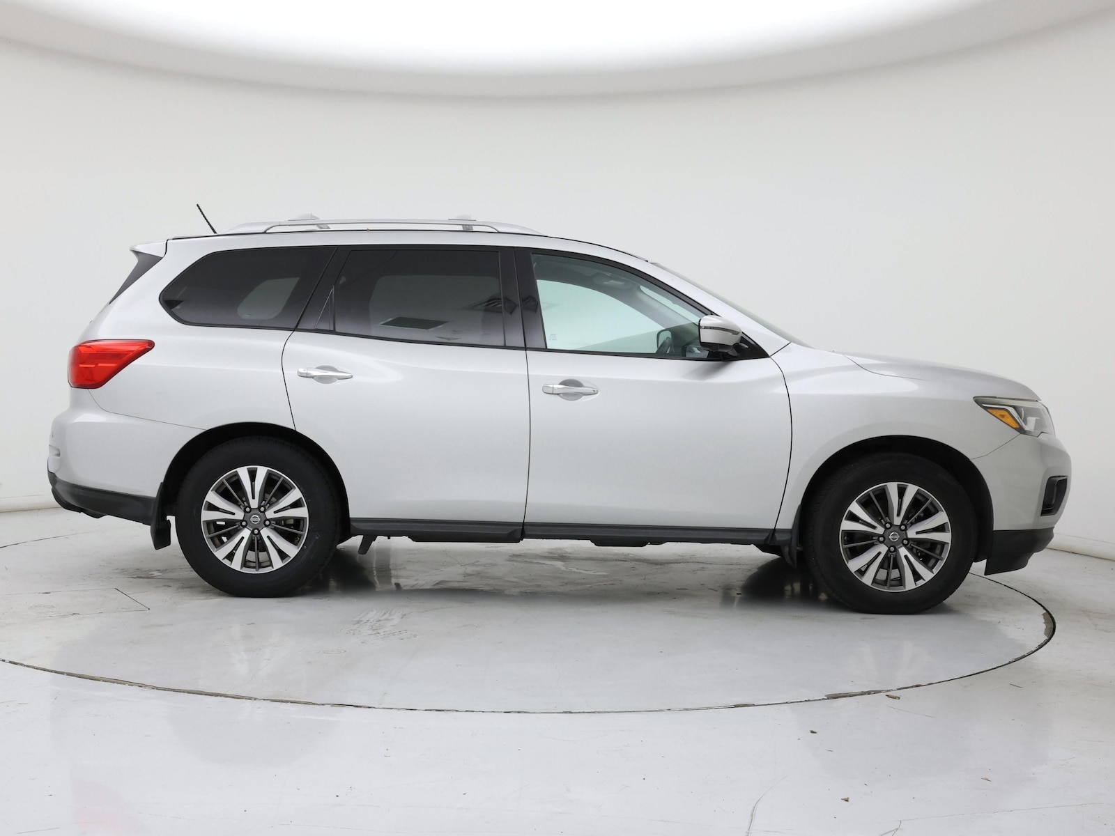 2017 Nissan Pathfinder SL - Photo 8