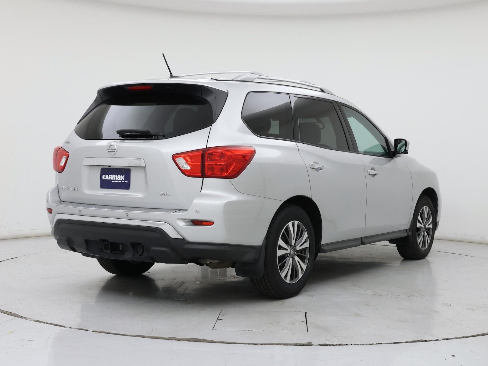 2017 Nissan Pathfinder SL - Photo 9