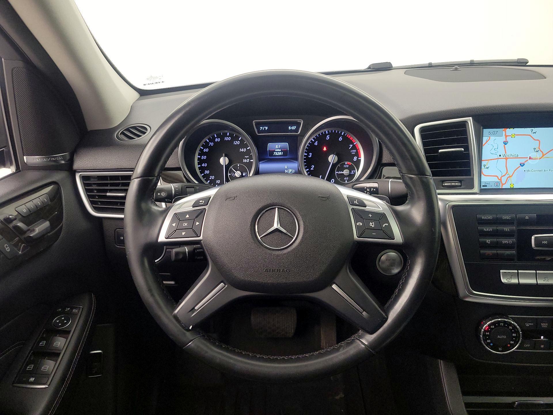 Thumbnail: 2015 Mercedes-Benz M-Class - 10