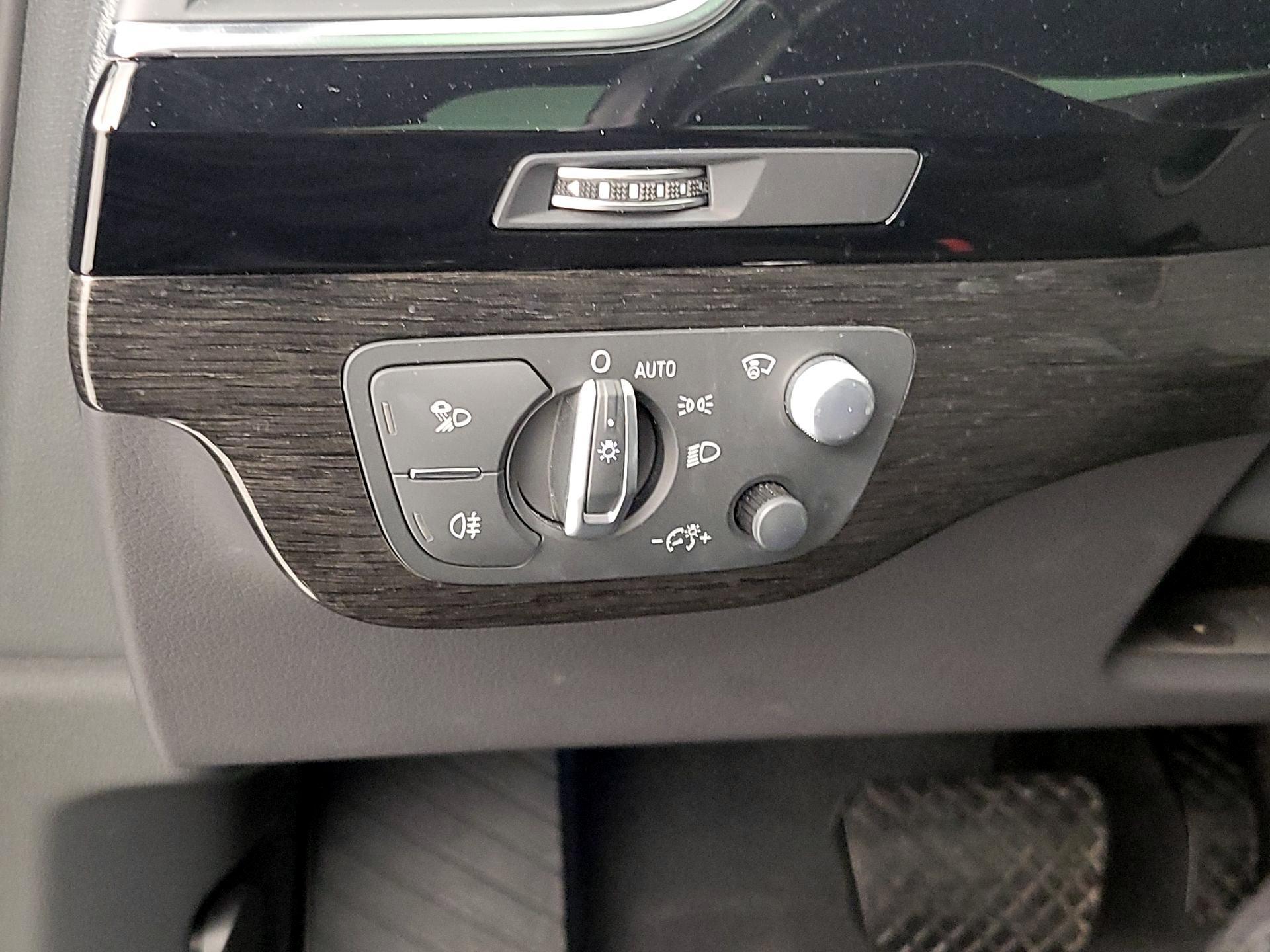 Thumbnail: 2019 Audi Q7 - 13